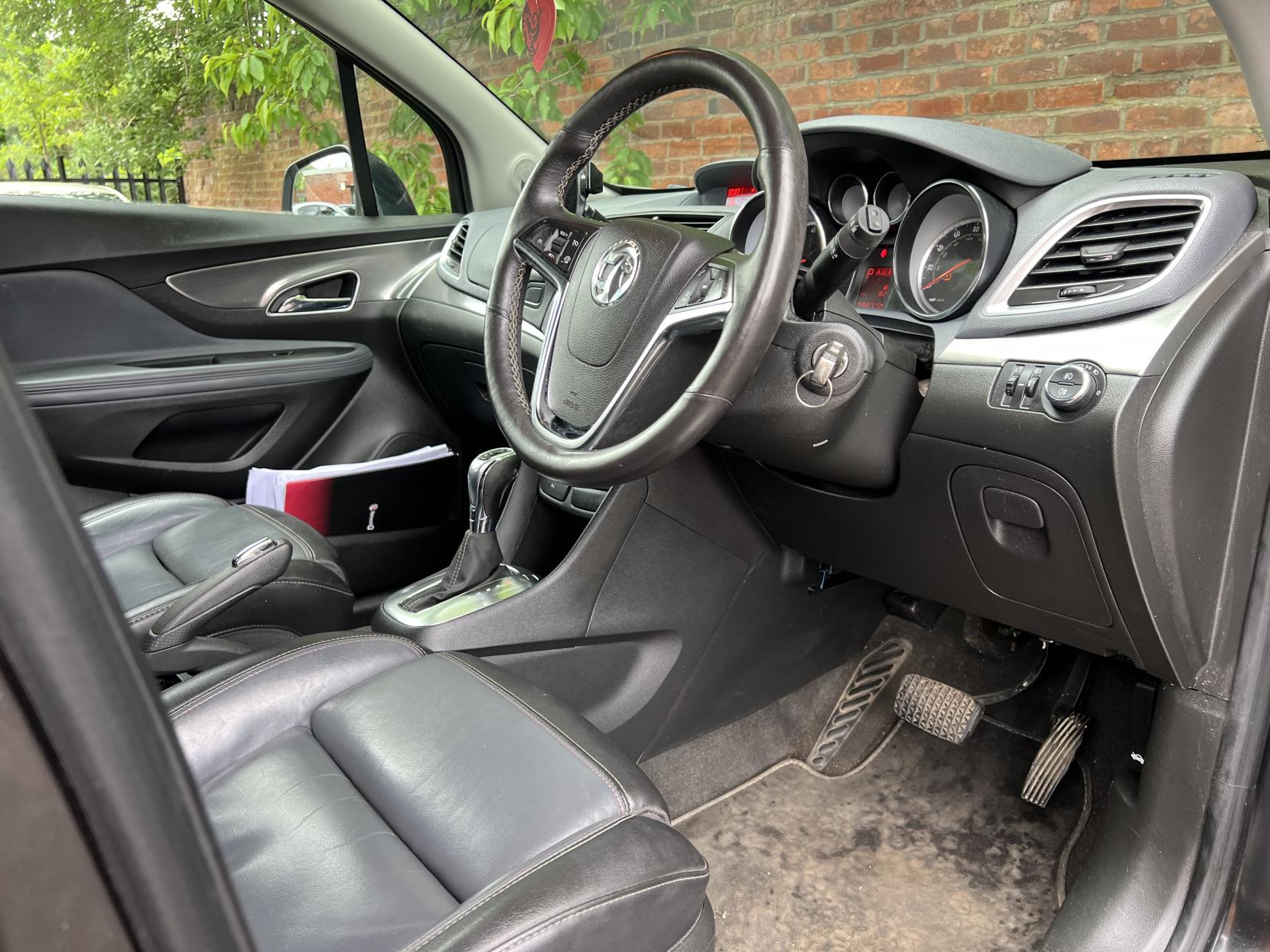 Vauxhall Mokka 1.4i Turbo SE SUV 5dr Petrol Auto 2WD Euro 6 (140 ps)