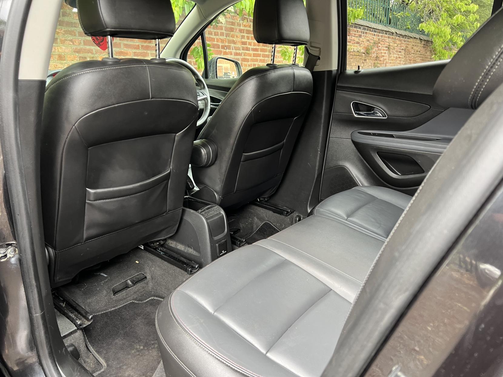Vauxhall Mokka 1.4i Turbo SE SUV 5dr Petrol Auto 2WD Euro 6 (140 ps)