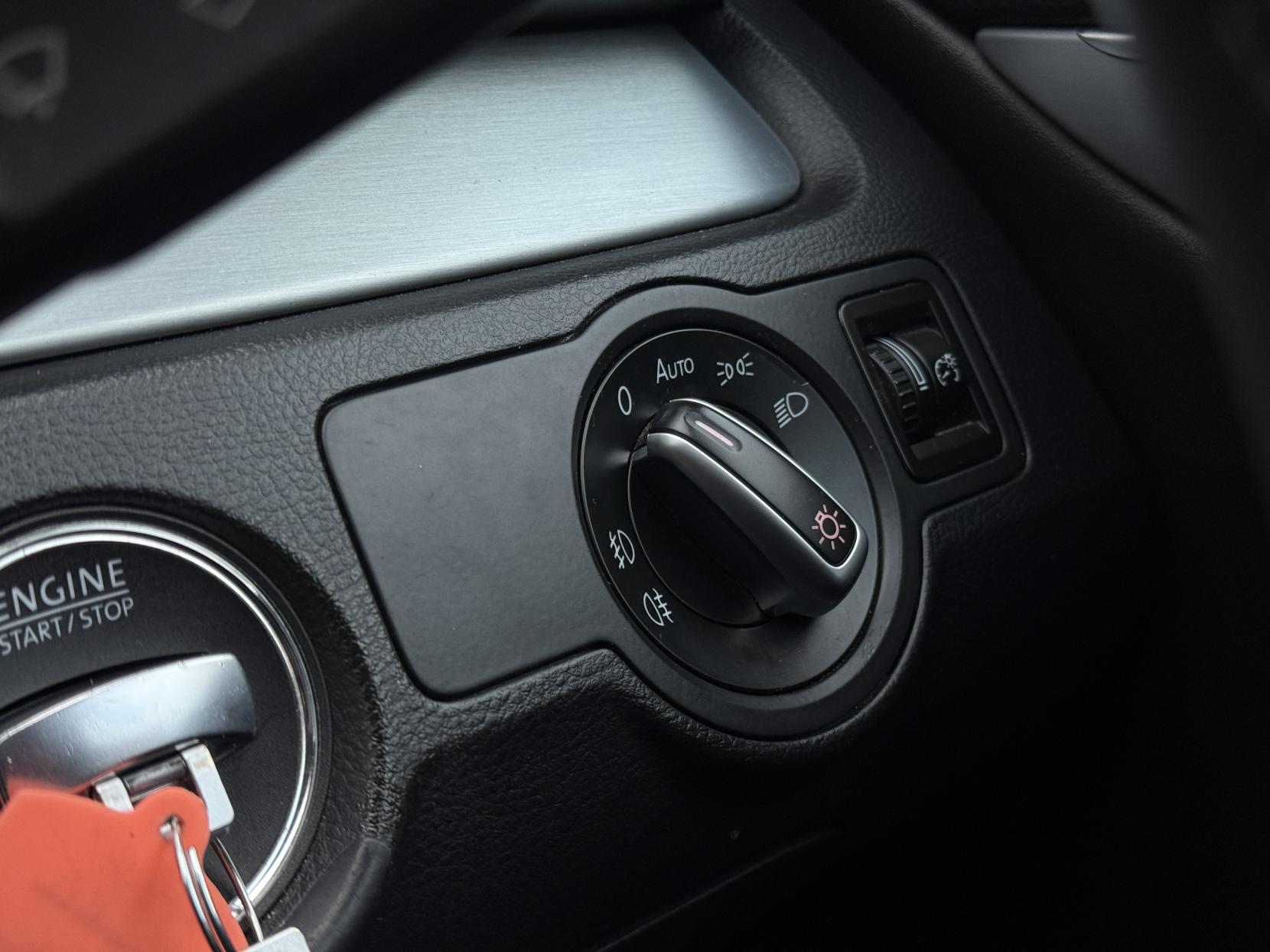 Volkswagen CC 2.0 TDI BlueMotion Tech GT Saloon 4dr Diesel DSG Euro 5 (s/s) (177 ps)