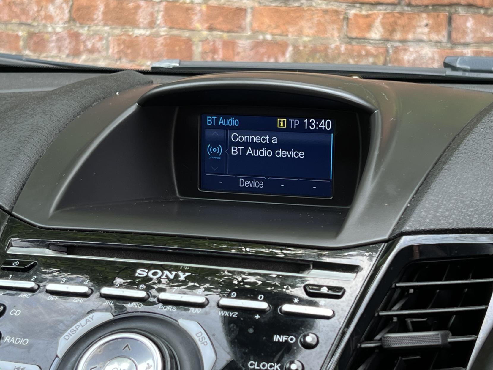 Ford Fiesta 1.0T EcoBoost Titanium Hatchback 5dr Petrol Powershift Euro 5 (100 ps)
