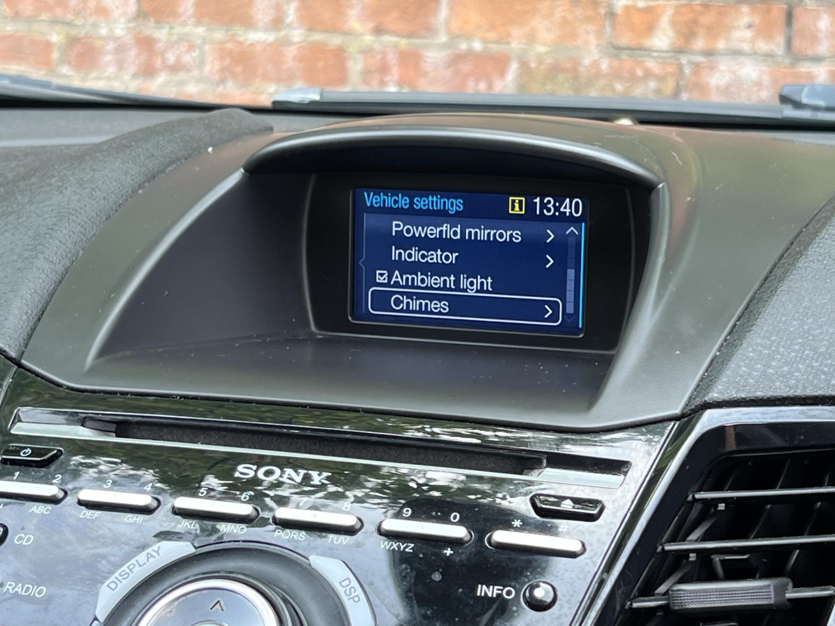 Ford Fiesta 1.0T EcoBoost Titanium Hatchback 5dr Petrol Powershift Euro 5 (100 ps)