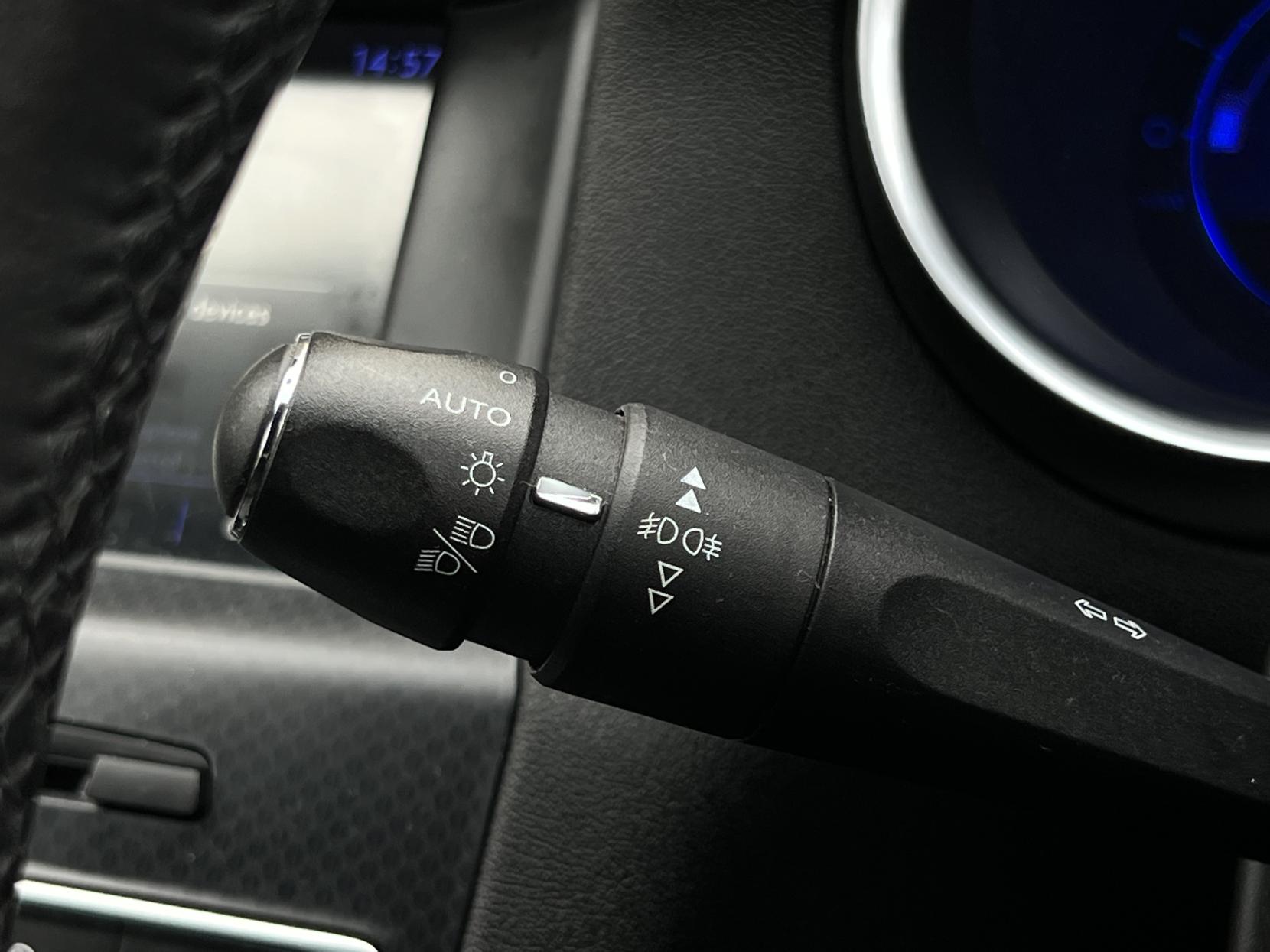 DS AUTOMOBILES DS 4 1.6 BlueHDi Elegance Hatchback 5dr Diesel EAT6 Euro 6 (s/s) (120 ps)