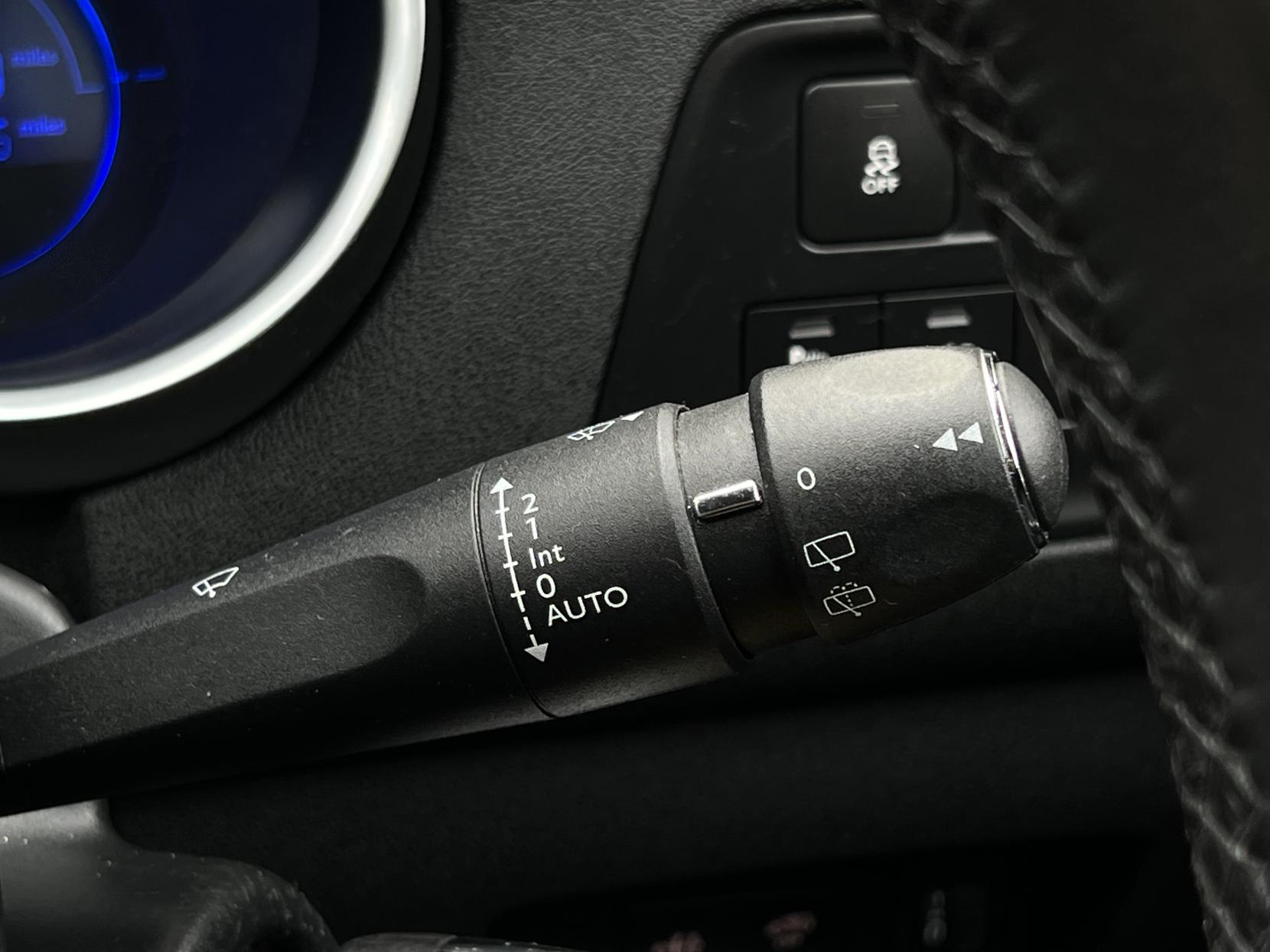 DS AUTOMOBILES DS 4 1.6 BlueHDi Elegance Hatchback 5dr Diesel EAT6 Euro 6 (s/s) (120 ps)