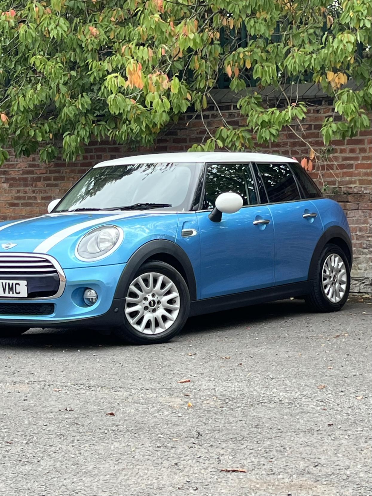 MINI Hatch 1.5 Cooper D Hatchback 5dr Diesel Auto Euro 6 (s/s) (116 ps)