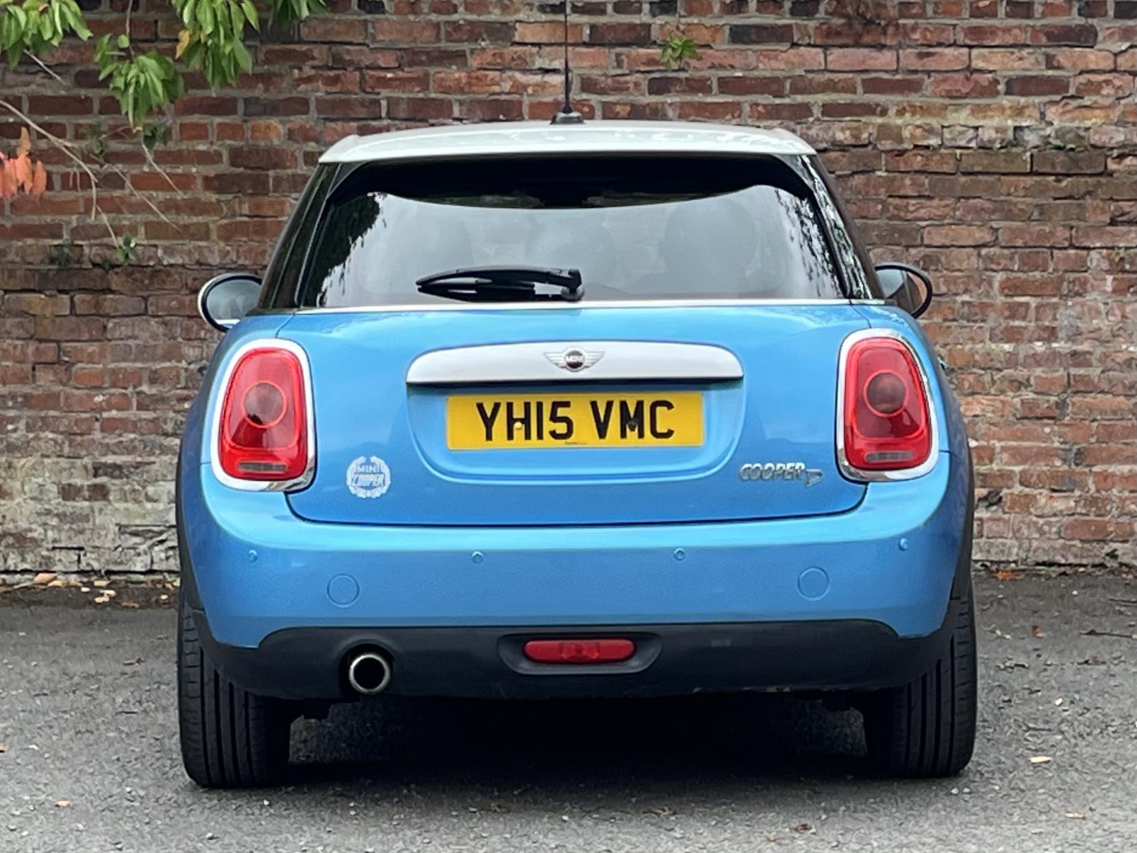 MINI Hatch 1.5 Cooper D Hatchback 5dr Diesel Auto Euro 6 (s/s) (116 ps)