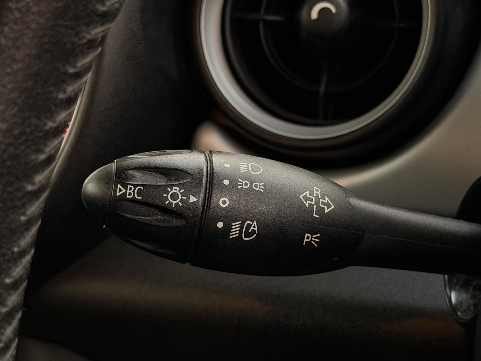 MINI Hatch 1.6 One Hatchback 3dr Petrol Manual Euro 5 (98 ps)