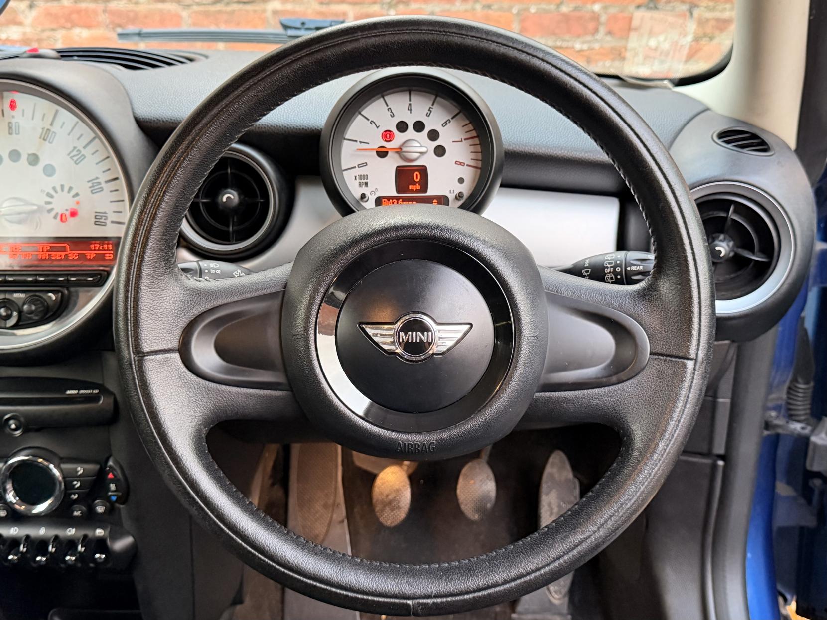 MINI Hatch 1.6 One Hatchback 3dr Petrol Manual Euro 5 (98 ps)