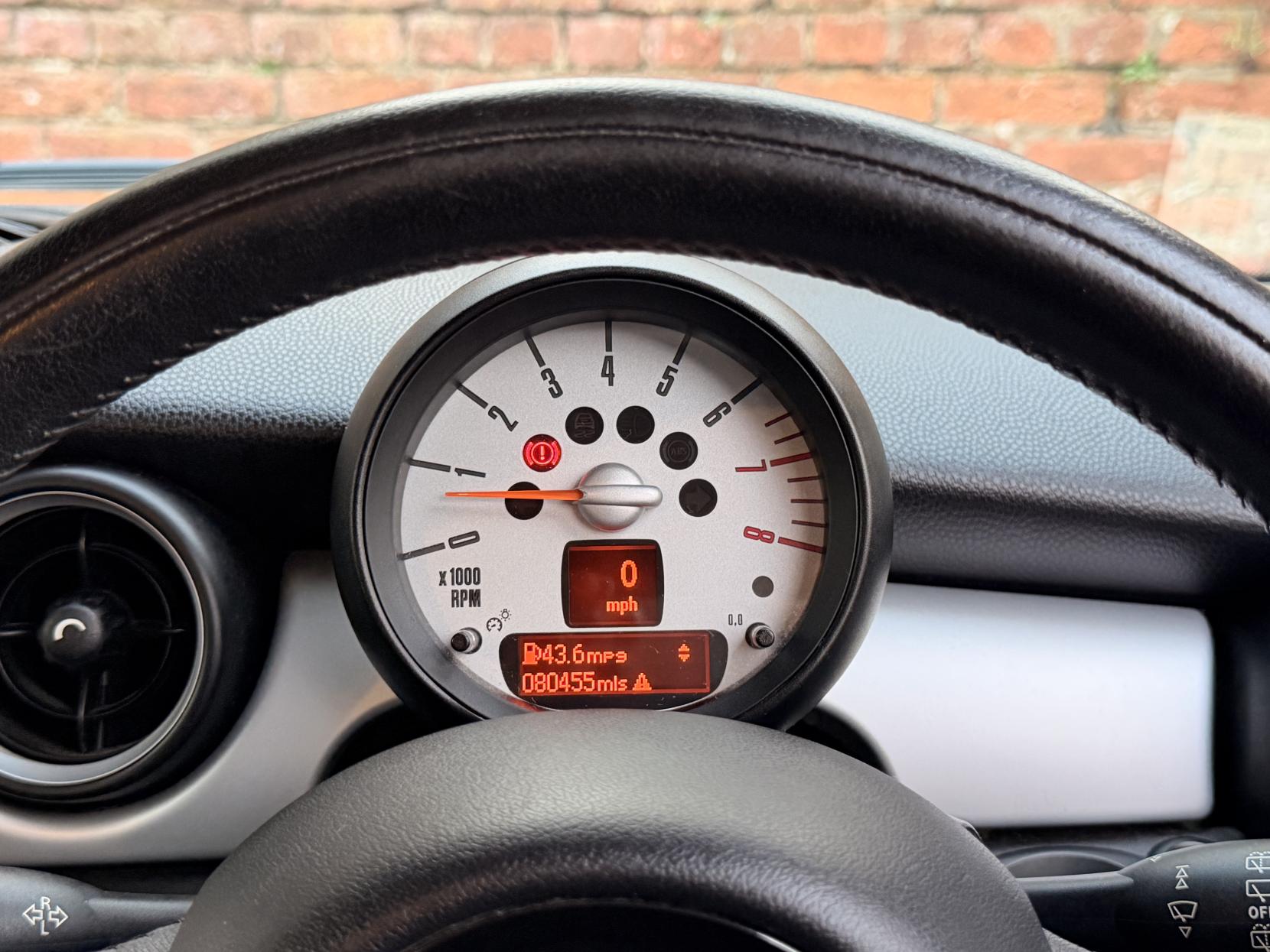 MINI Hatch 1.6 One Hatchback 3dr Petrol Manual Euro 5 (98 ps)