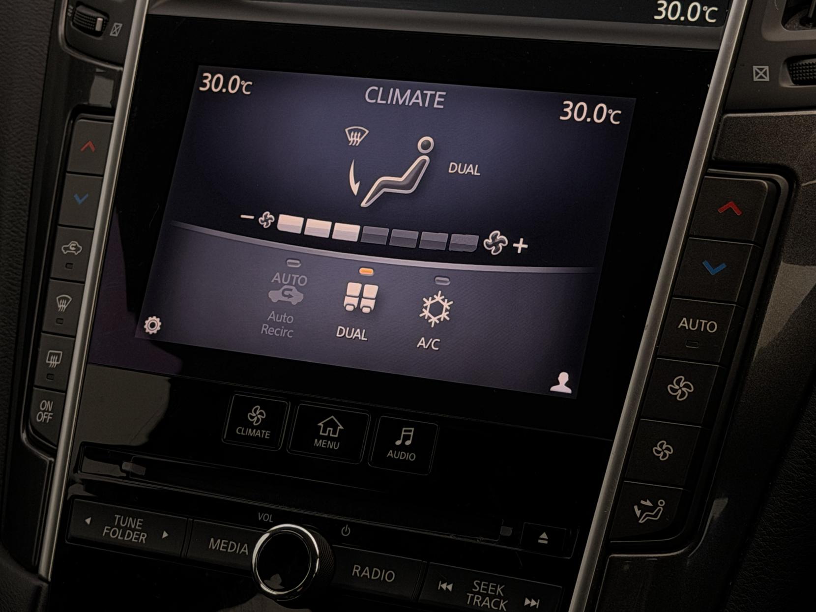 Infiniti Q50 2.2d SE Saloon 4dr Diesel Manual Euro 5 (s/s) (170 ps)