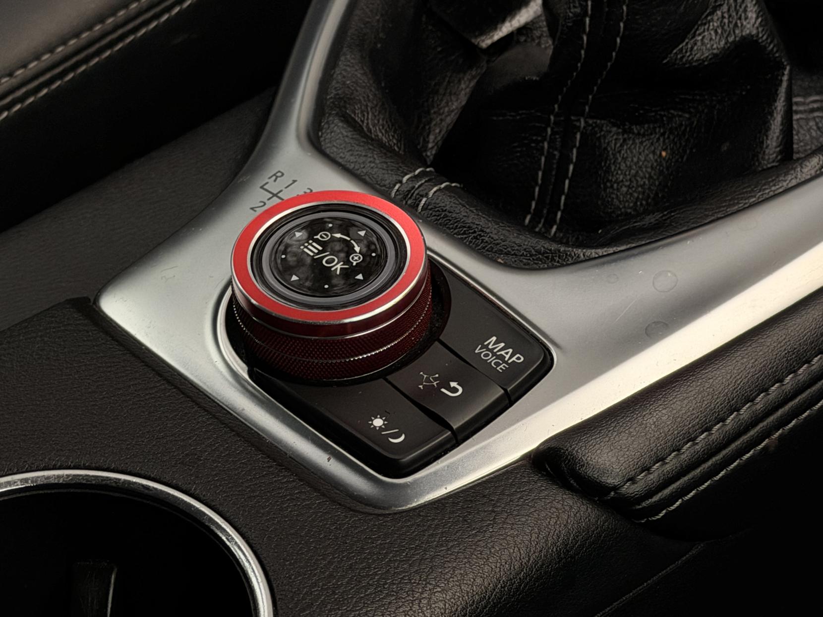 Infiniti Q50 2.2d SE Saloon 4dr Diesel Manual Euro 5 (s/s) (170 ps)