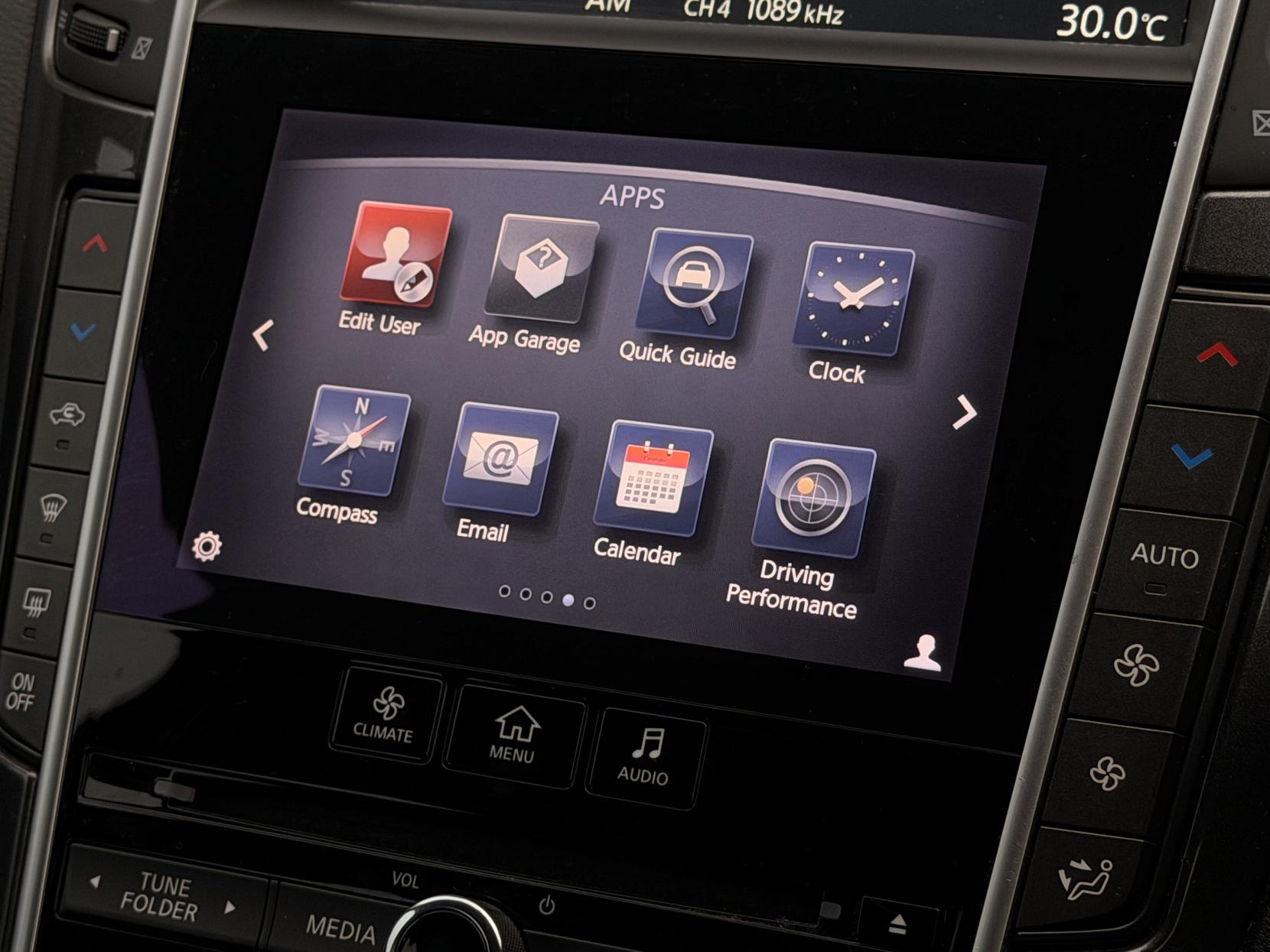 Infiniti Q50 2.2d SE Saloon 4dr Diesel Manual Euro 5 (s/s) (170 ps)