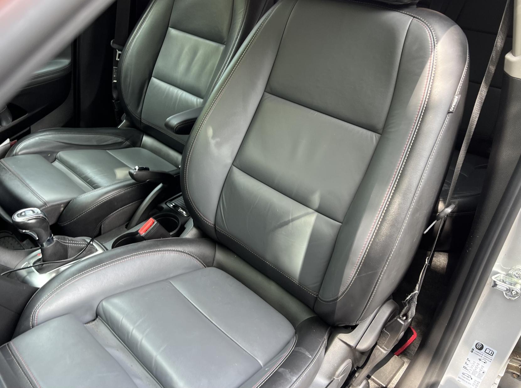 Vauxhall Mokka 1.6 CDTi SE SUV 5dr Diesel Auto 2WD Euro 6 (136 ps)