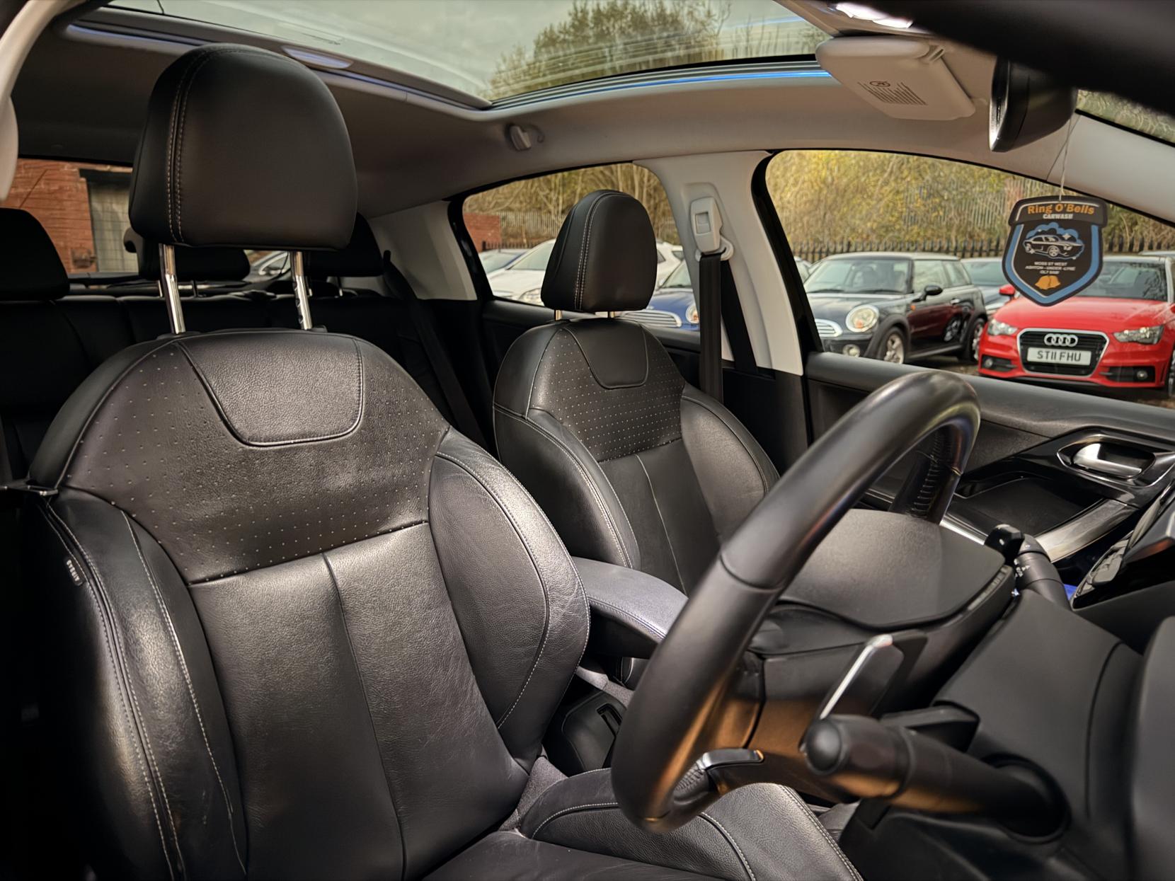 Peugeot 208 1.6 e-HDi Feline Hatchback 5dr Diesel EGC Euro 5 (s/s) (92 ps)