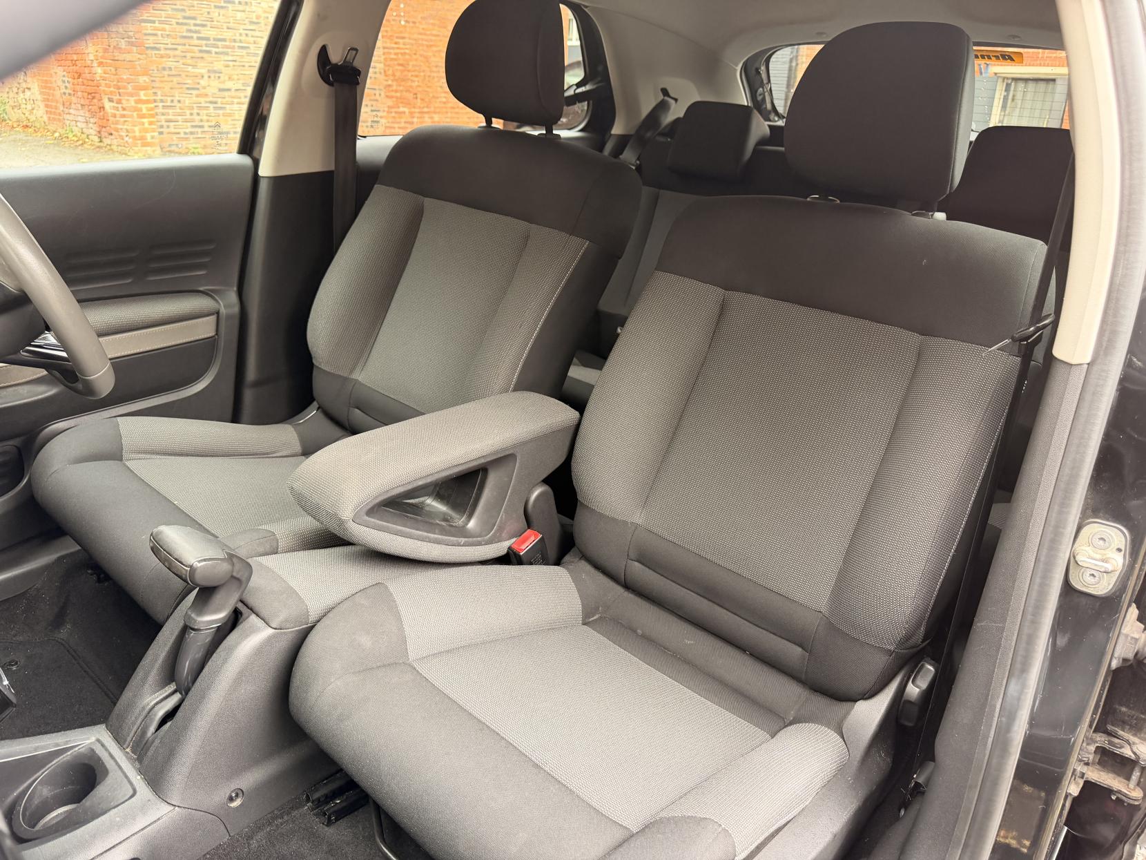 Citroen C4 Cactus 1.2 PureTech Flair Hatchback 5dr Petrol ETG5 Euro 6 (s/s) (82 ps)