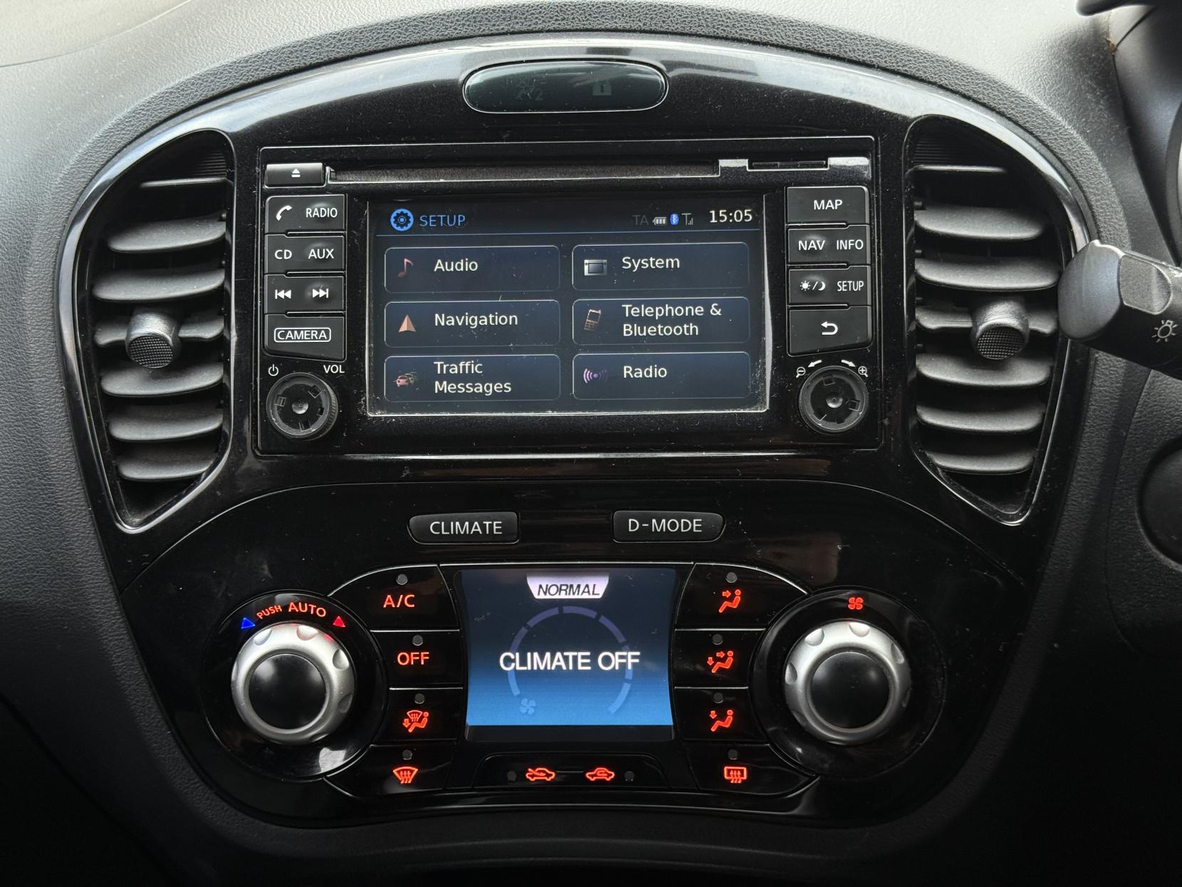 Nissan Juke 1.6 Acenta Premium SUV 5dr Petrol XTRON Euro 5 (117 ps)