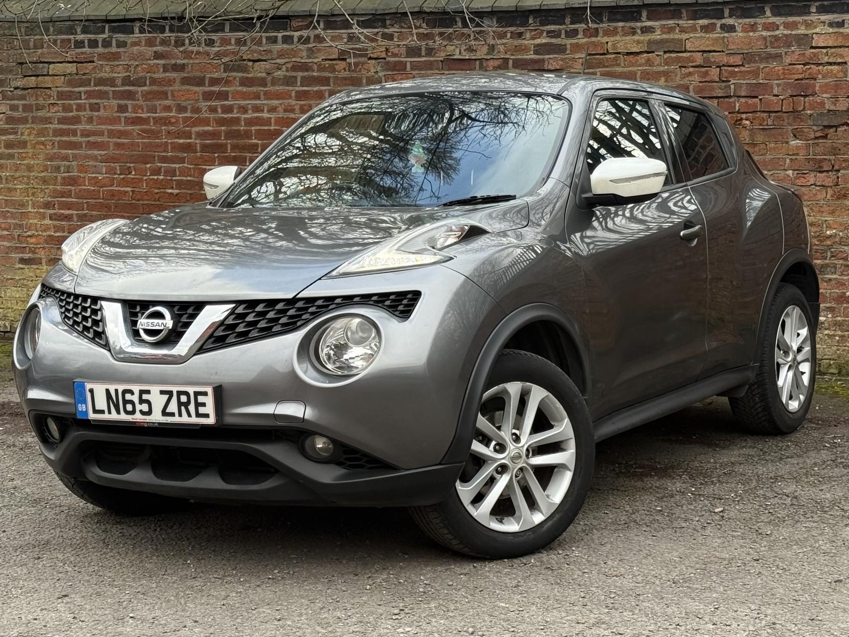 Nissan Juke 1.6 Acenta Premium SUV 5dr Petrol XTRON Euro 5 (117 ps)
