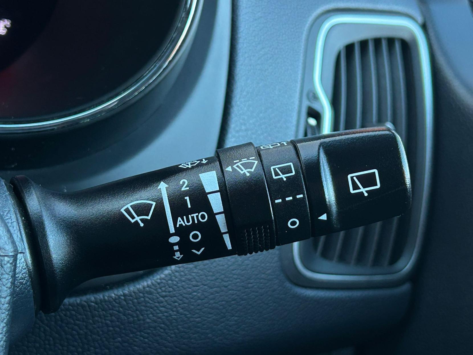 Kia Rio 1.4 3 Hatchback 5dr Petrol Auto Euro 6 (107 bhp)