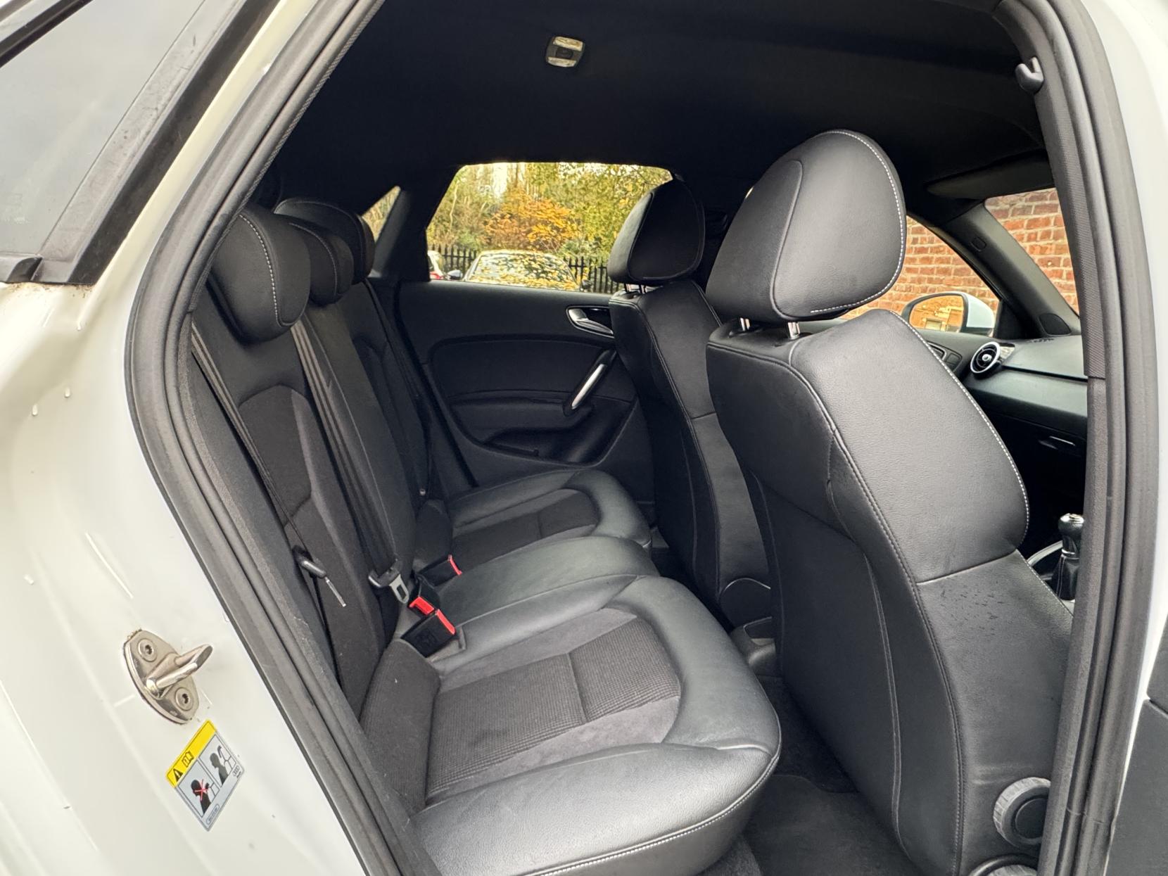 Audi A1 1.4 TFSI S line Sportback 5dr Petrol Manual Euro 5 (s/s) (122 ps)