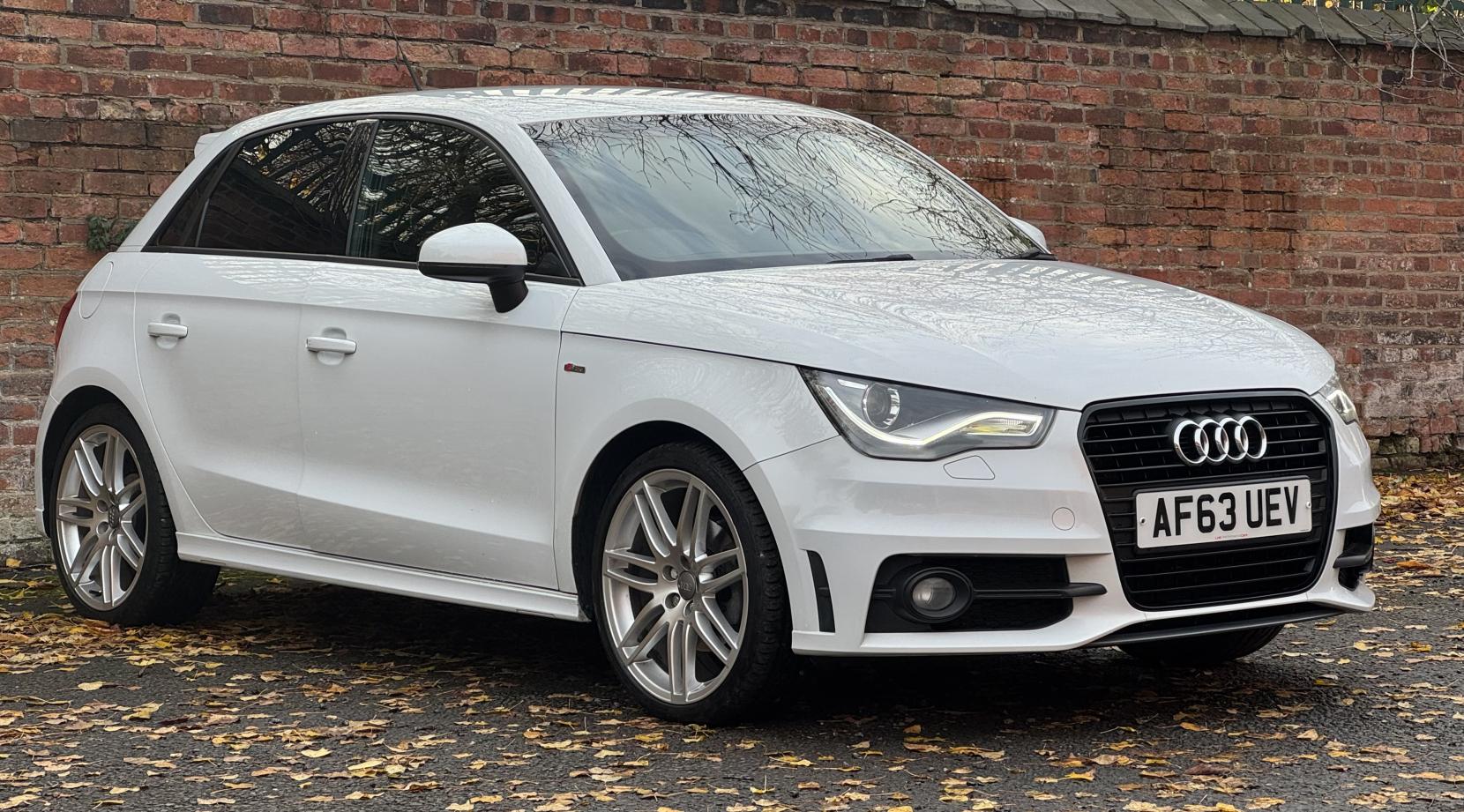 Audi A1 1.4 TFSI S line Sportback 5dr Petrol Manual Euro 5 (s/s) (122 ps)