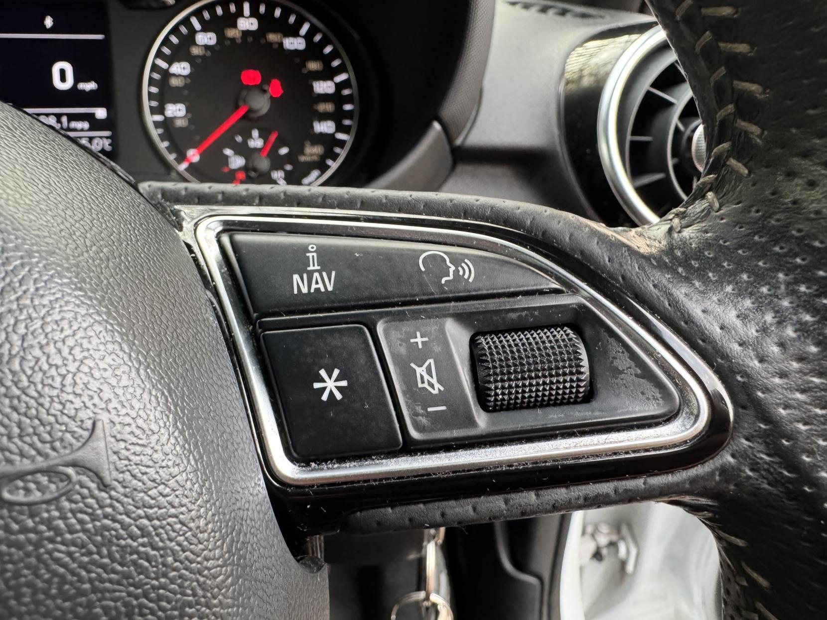 Audi A1 1.4 TFSI S line Sportback 5dr Petrol Manual Euro 5 (s/s) (122 ps)