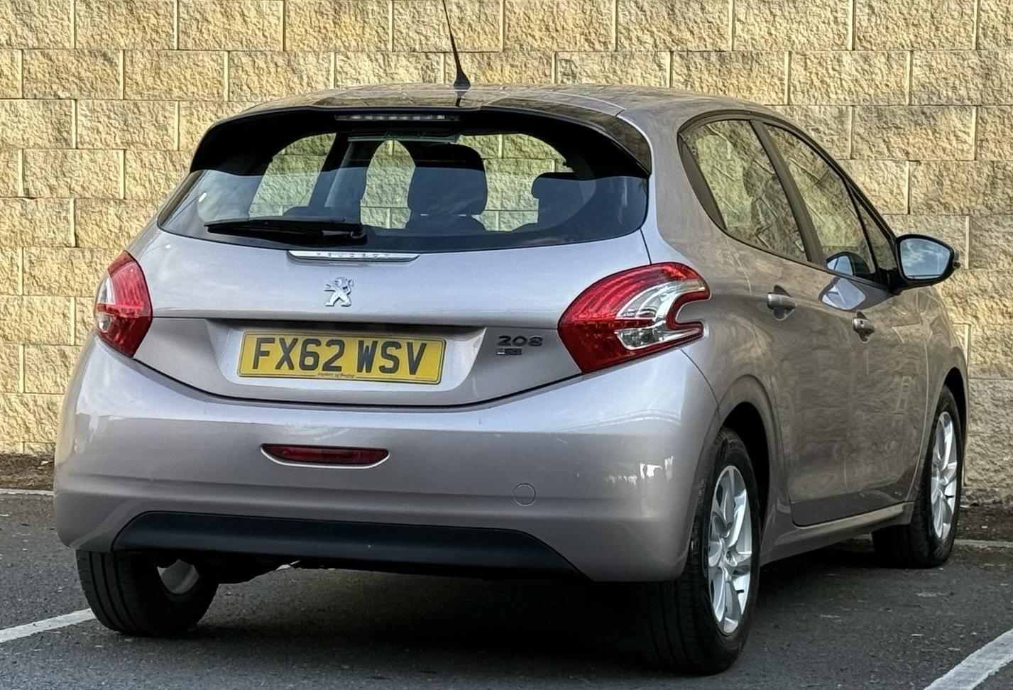 Peugeot 208 1.4 e-HDi Active Hatchback 5dr Diesel EGC Euro 5 (s/s) (70 ps)