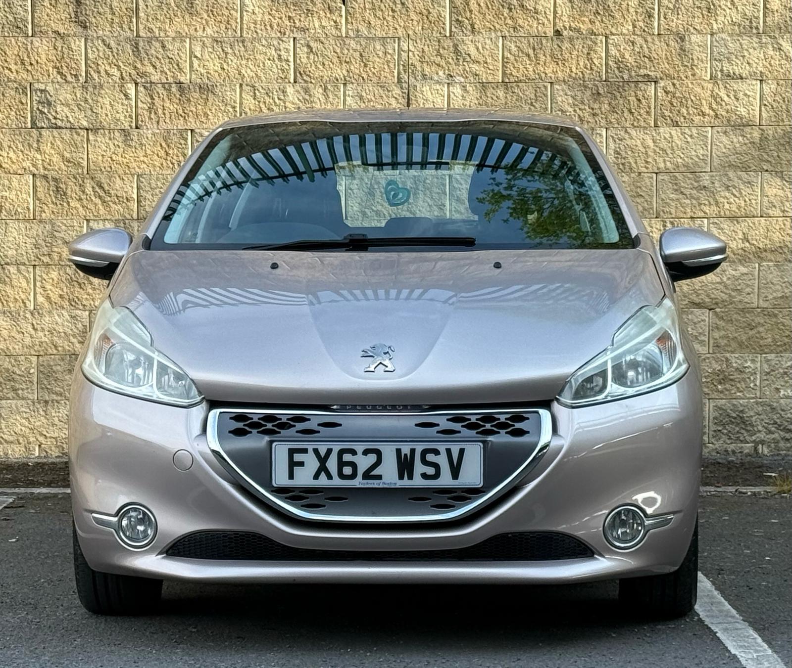 Peugeot 208 1.4 e-HDi Active Hatchback 5dr Diesel EGC Euro 5 (s/s) (70 ps)