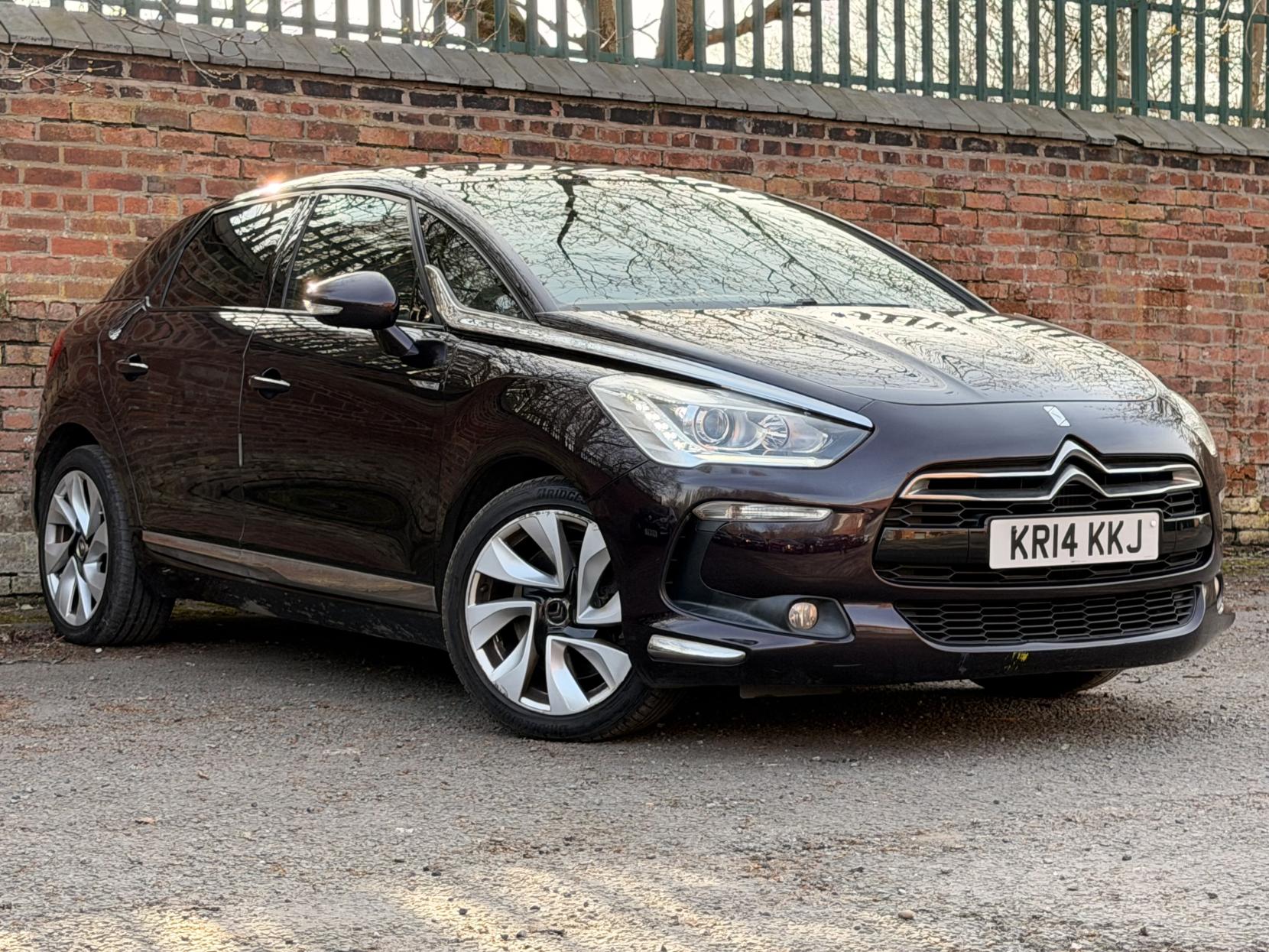 Citroen DS5 2.0 HDi DStyle Hatchback 5dr Diesel Auto Euro 5 (160 ps)