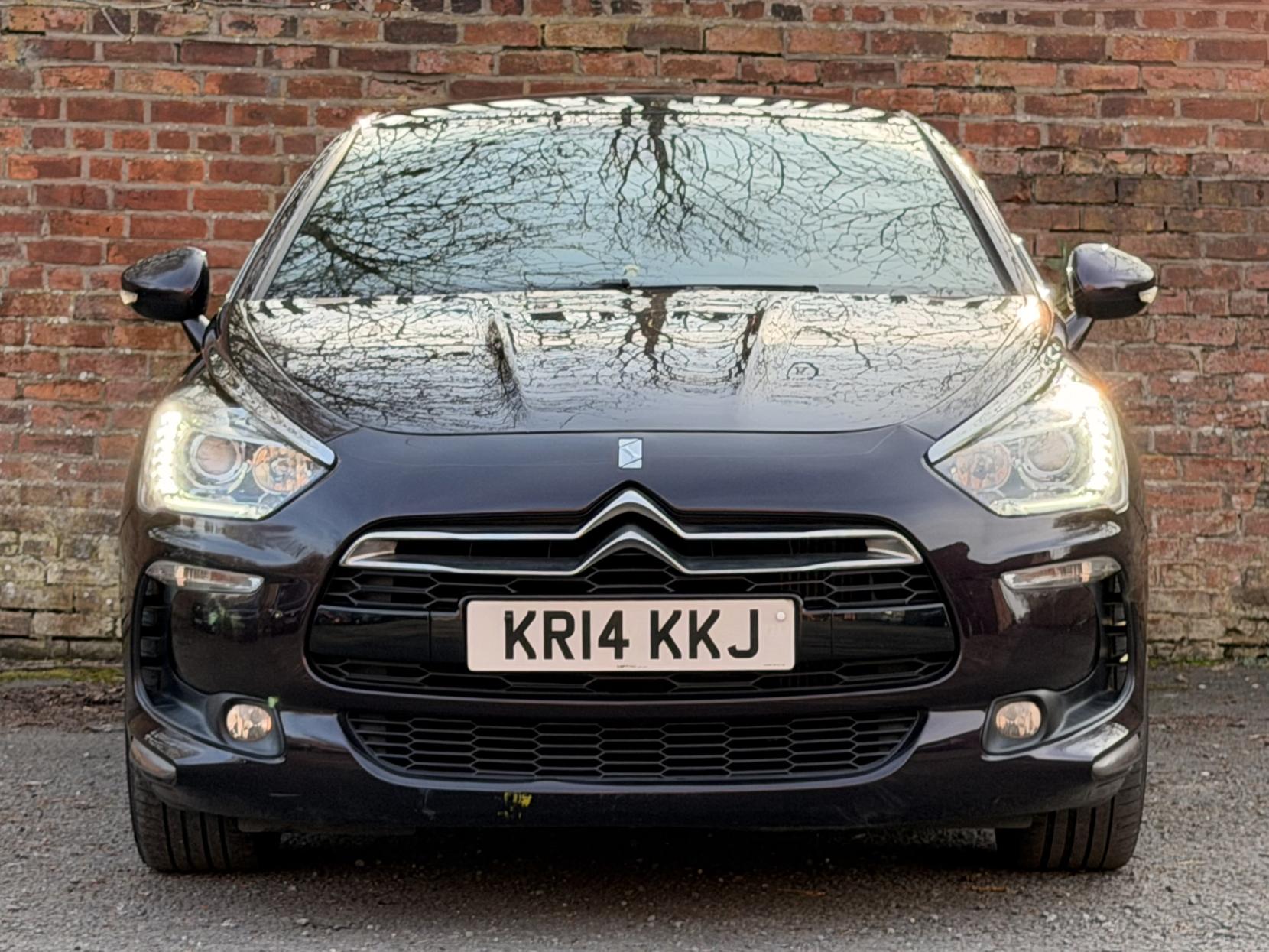 Citroen DS5 2.0 HDi DStyle Hatchback 5dr Diesel Auto Euro 5 (160 ps)