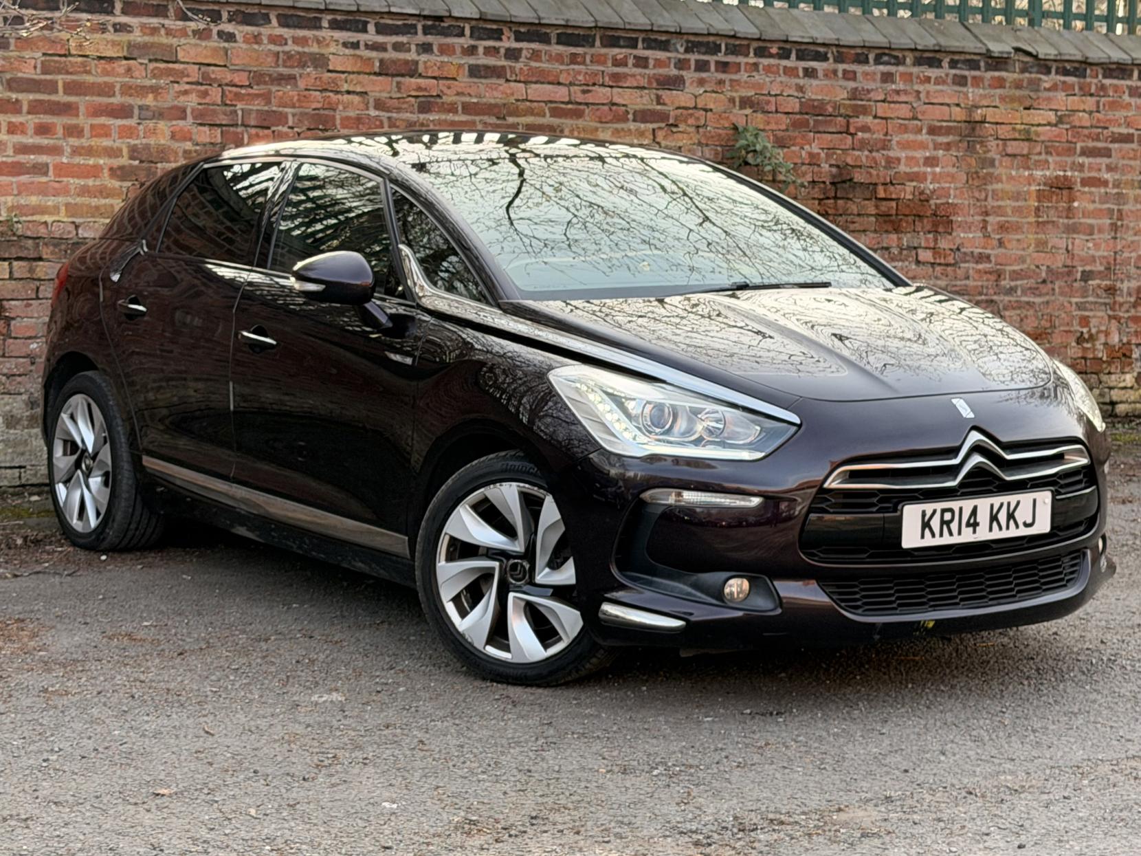 Citroen DS5 2.0 HDi DStyle Hatchback 5dr Diesel Auto Euro 5 (160 ps)
