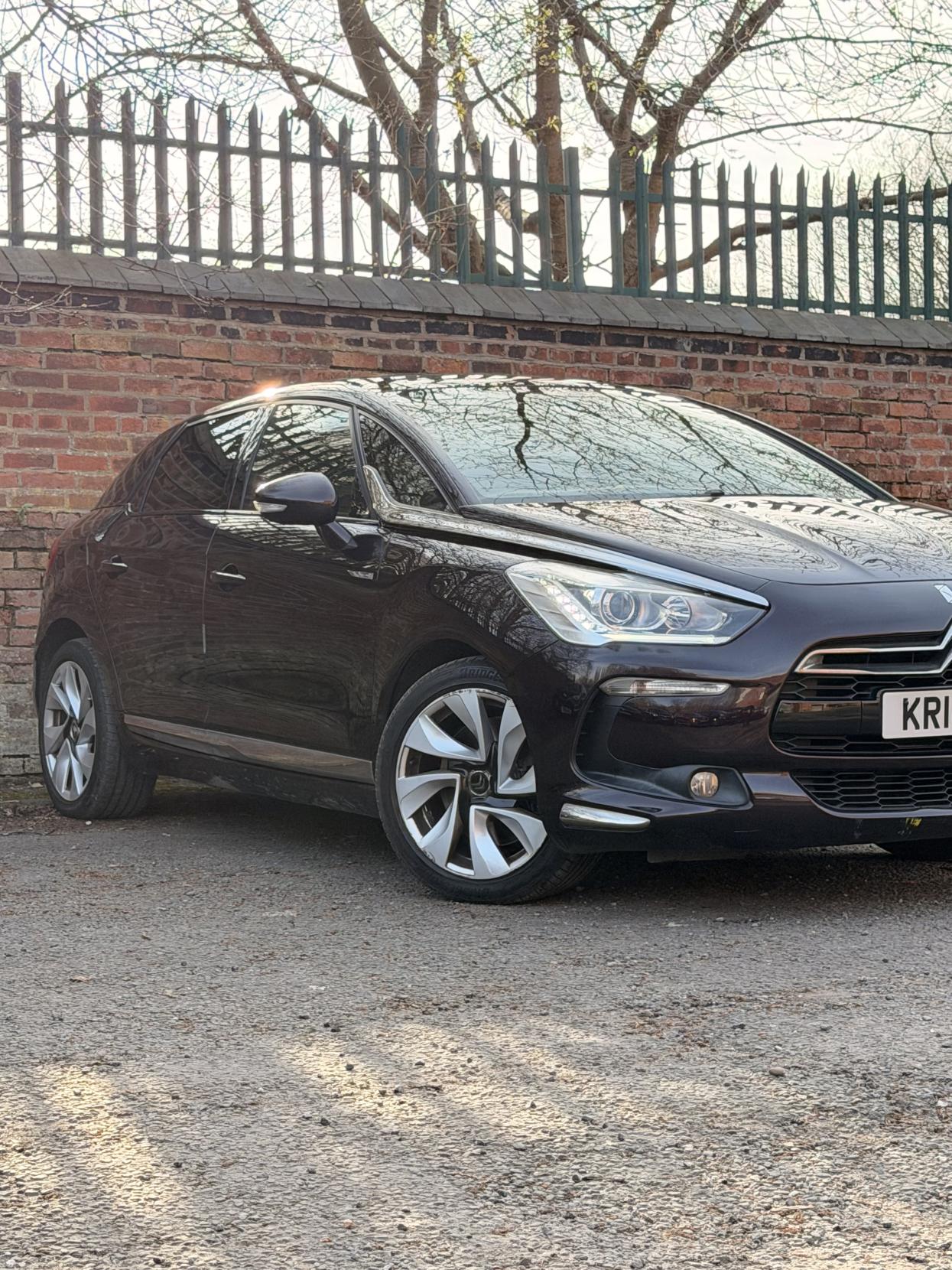 Citroen DS5 2.0 HDi DStyle Hatchback 5dr Diesel Auto Euro 5 (160 ps)