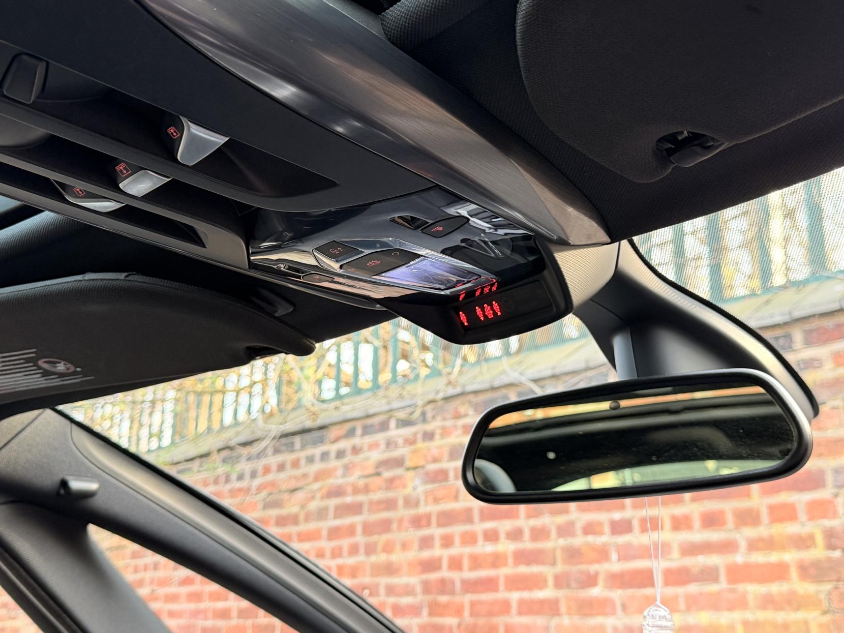 Citroen DS5 2.0 HDi DStyle Hatchback 5dr Diesel Auto Euro 5 (160 ps)