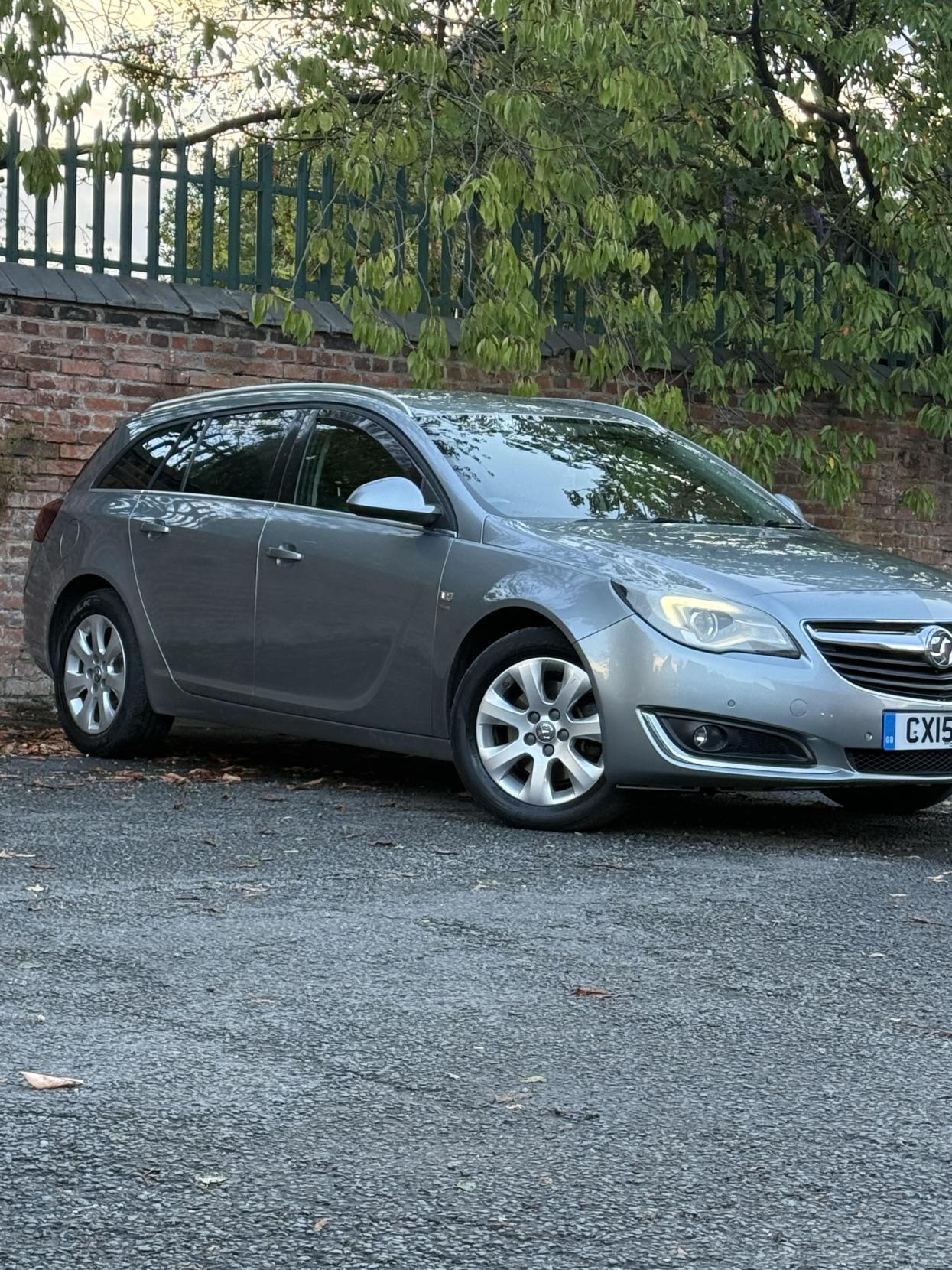 Vauxhall Insignia CDTi ecoFLEX SRi Nav Sports Tourer 5dr