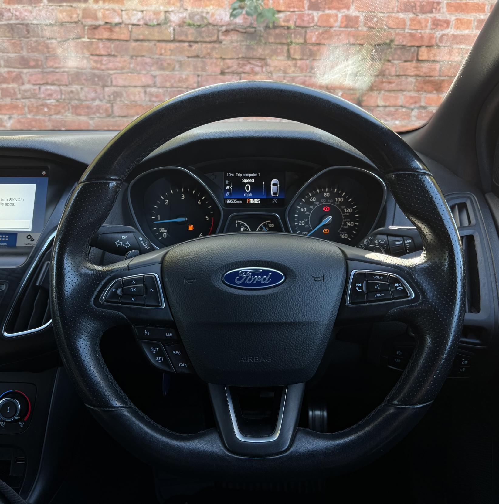 Ford Focus 1.5 TDCi ST-Line Hatchback 5dr Diesel Powershift Euro 6 (s/s) (120 ps)