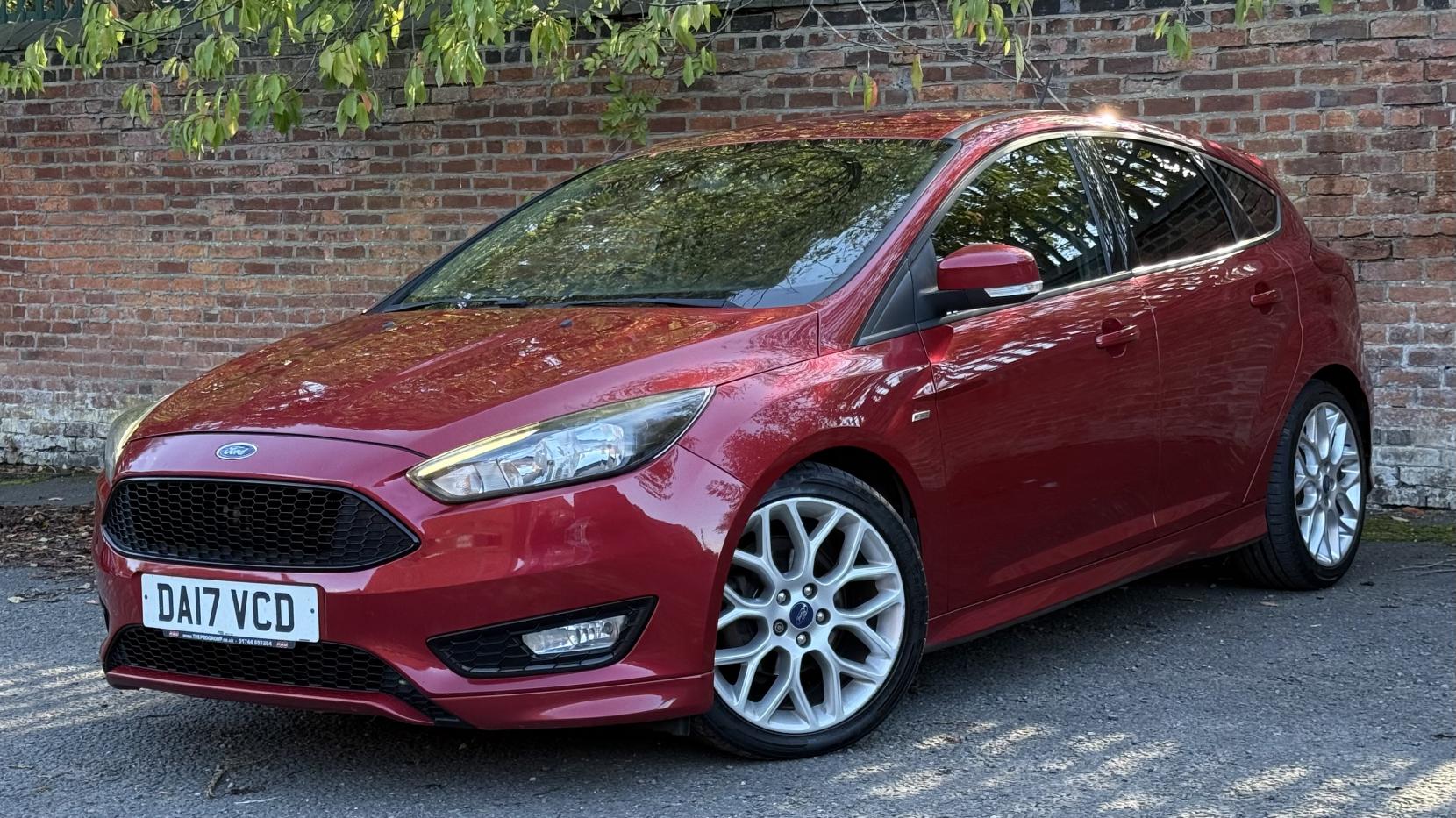 Ford Focus 1.5 TDCi ST-Line Hatchback 5dr Diesel Powershift Euro 6 (s/s) (120 ps)