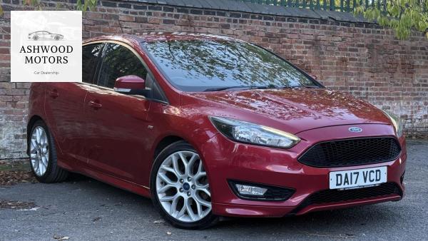 Ford Focus 1.5 TDCi ST-Line Hatchback 5dr Diesel Powershift Euro 6 (s/s) (120 ps)