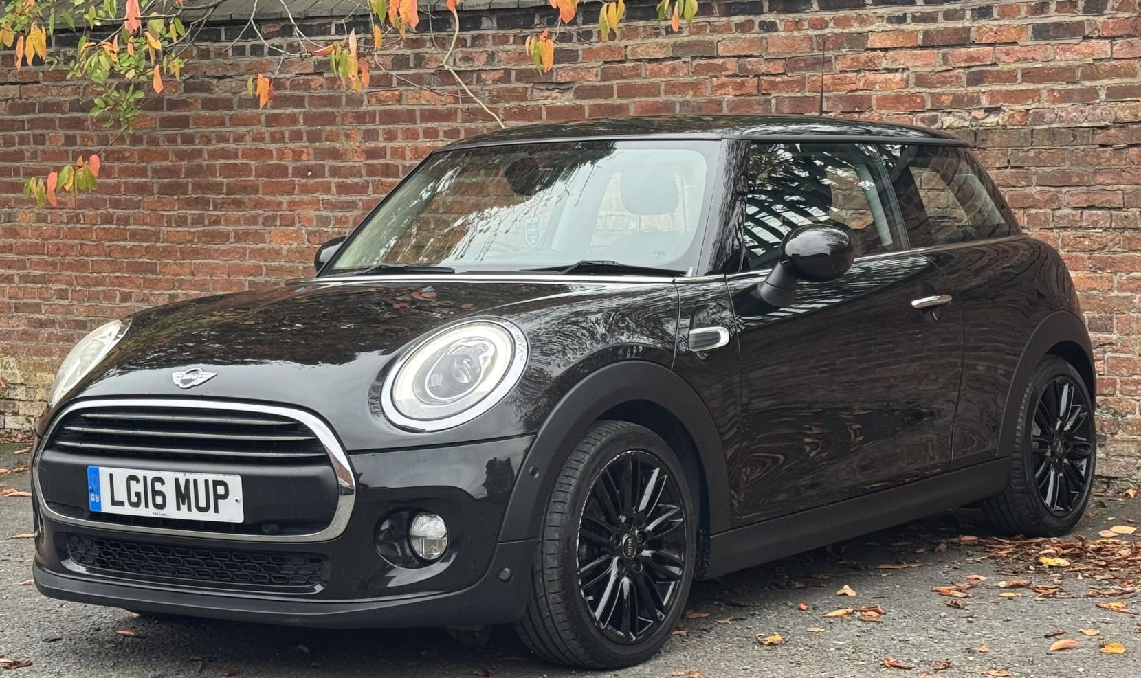MINI Hatch 1.2 One Hatchback 3dr Petrol Auto Euro 6 (s/s) (102 ps)