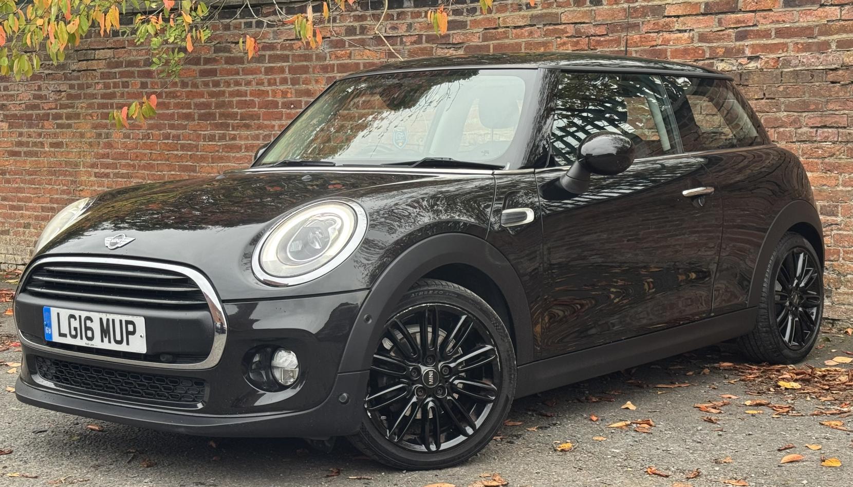 MINI Hatch 1.2 One Hatchback 3dr Petrol Auto Euro 6 (s/s) (102 ps)