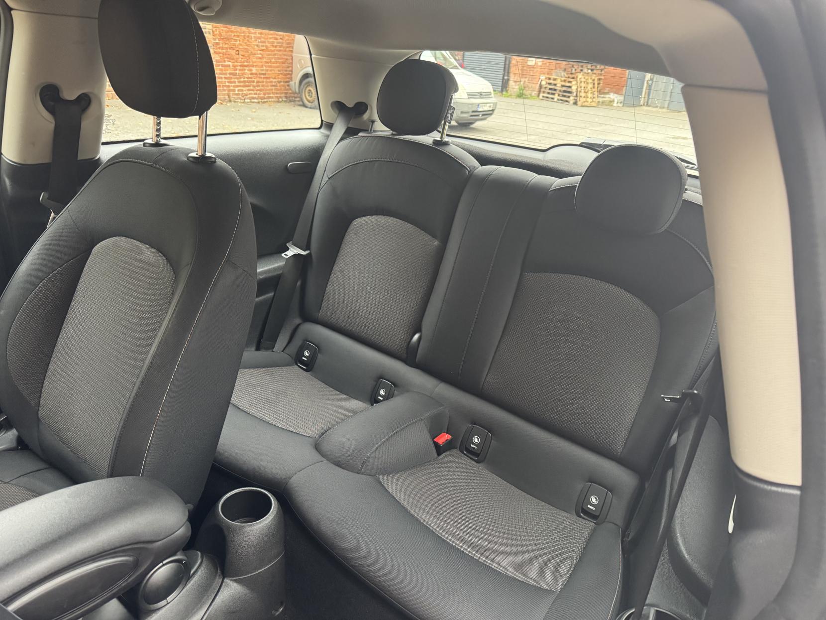 MINI Hatch 1.2 One Hatchback 3dr Petrol Auto Euro 6 (s/s) (102 ps)