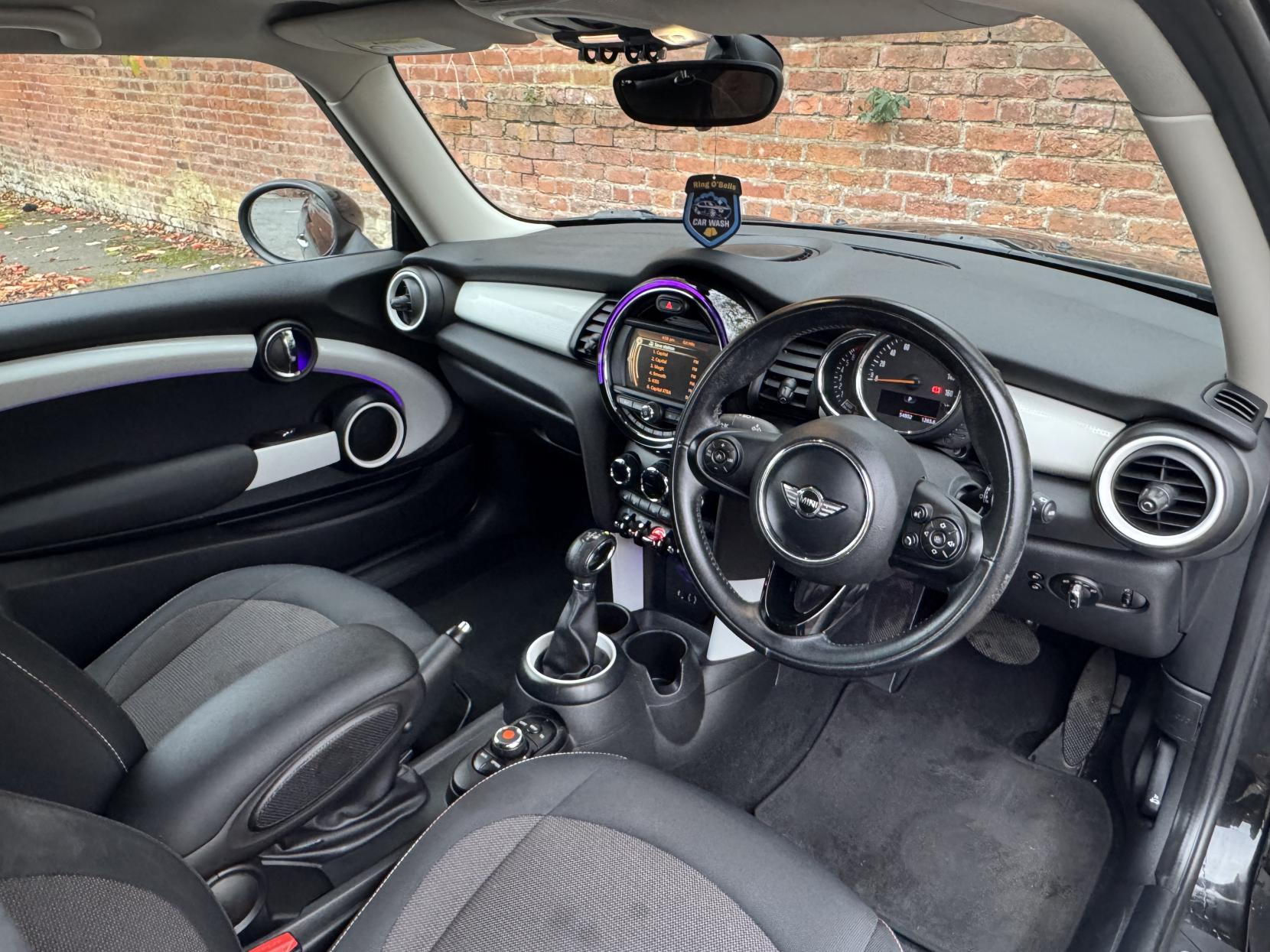 MINI Hatch 1.2 One Hatchback 3dr Petrol Auto Euro 6 (s/s) (102 ps)