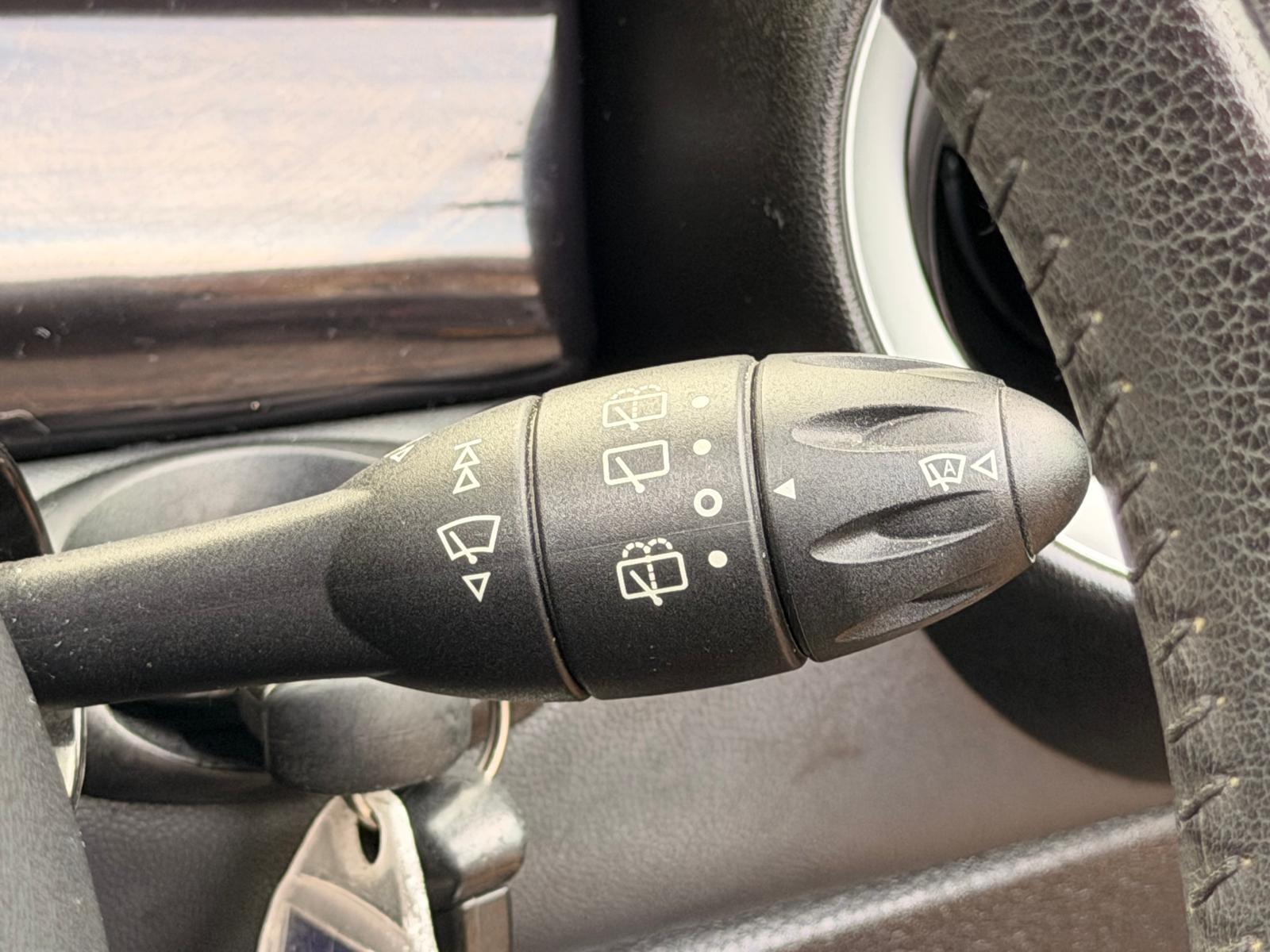 MINI Hatch 1.6 Cooper Hatchback 3dr Petrol Steptronic Euro 4 (120 ps)