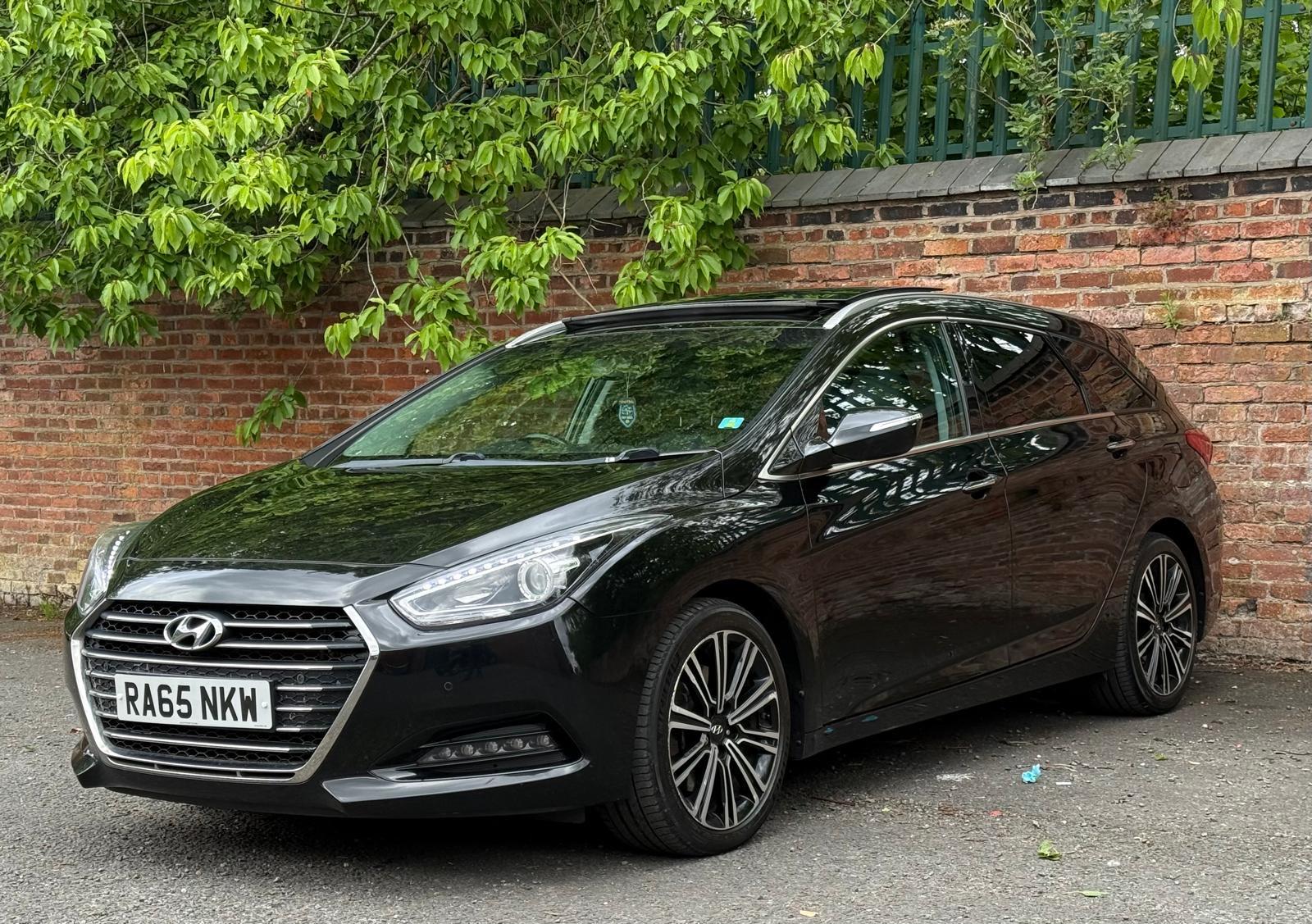 Hyundai i40 1.7 CRDi Blue Drive Premium Tourer 5dr Diesel DCT Euro 6 (s/s) (141 ps)