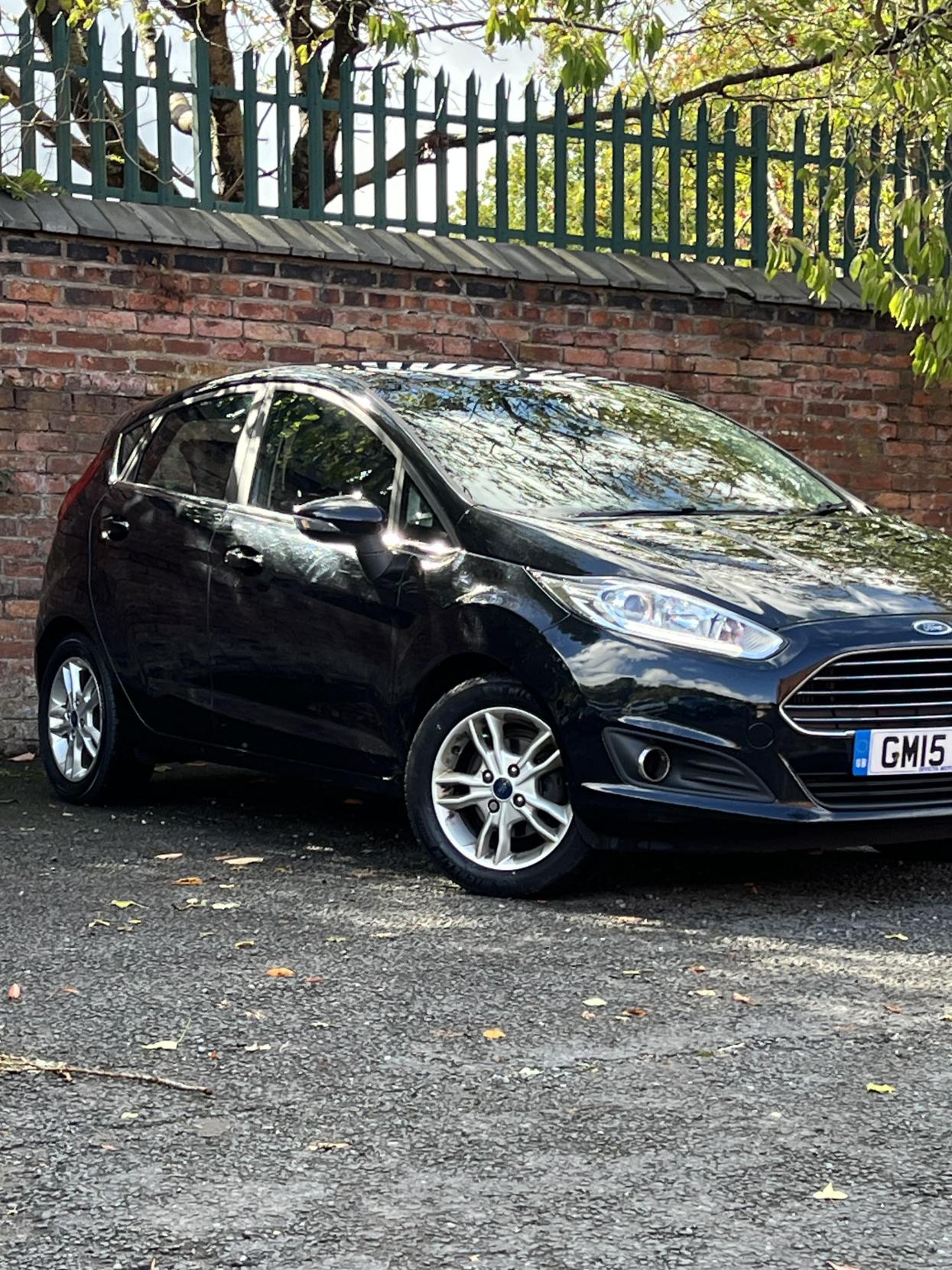 Ford Fiesta 1.0T EcoBoost Zetec Hatchback 5dr Petrol Powershift Euro 6 (100 ps)
