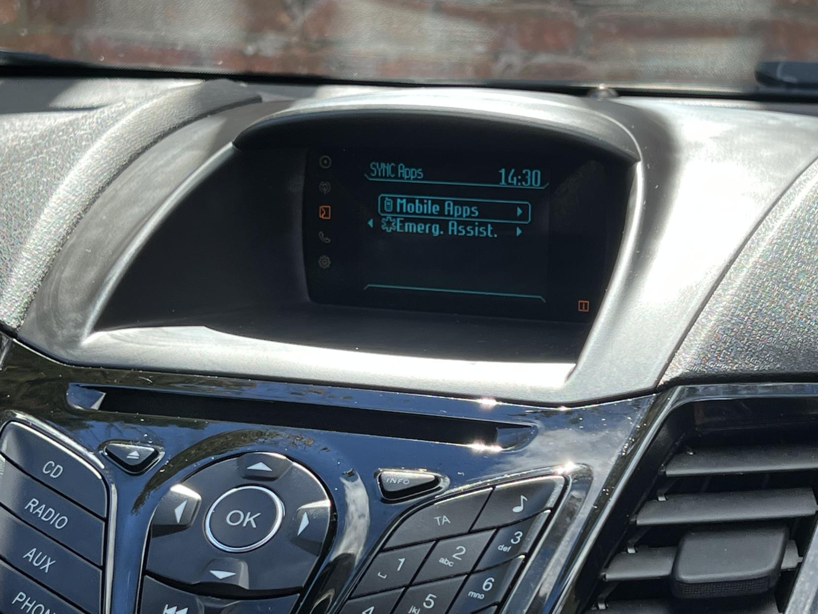 Ford Fiesta 1.0T EcoBoost Zetec Hatchback 5dr Petrol Powershift Euro 6 (100 ps)