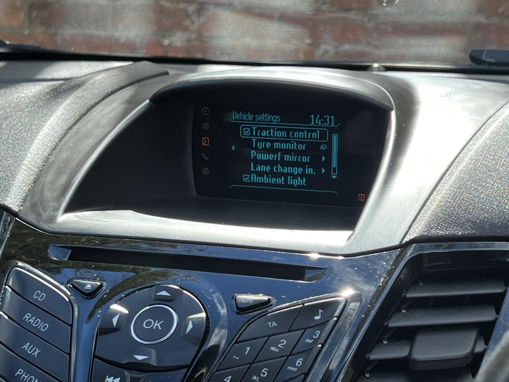 Ford Fiesta 1.0T EcoBoost Zetec Hatchback 5dr Petrol Powershift Euro 6 (100 ps)