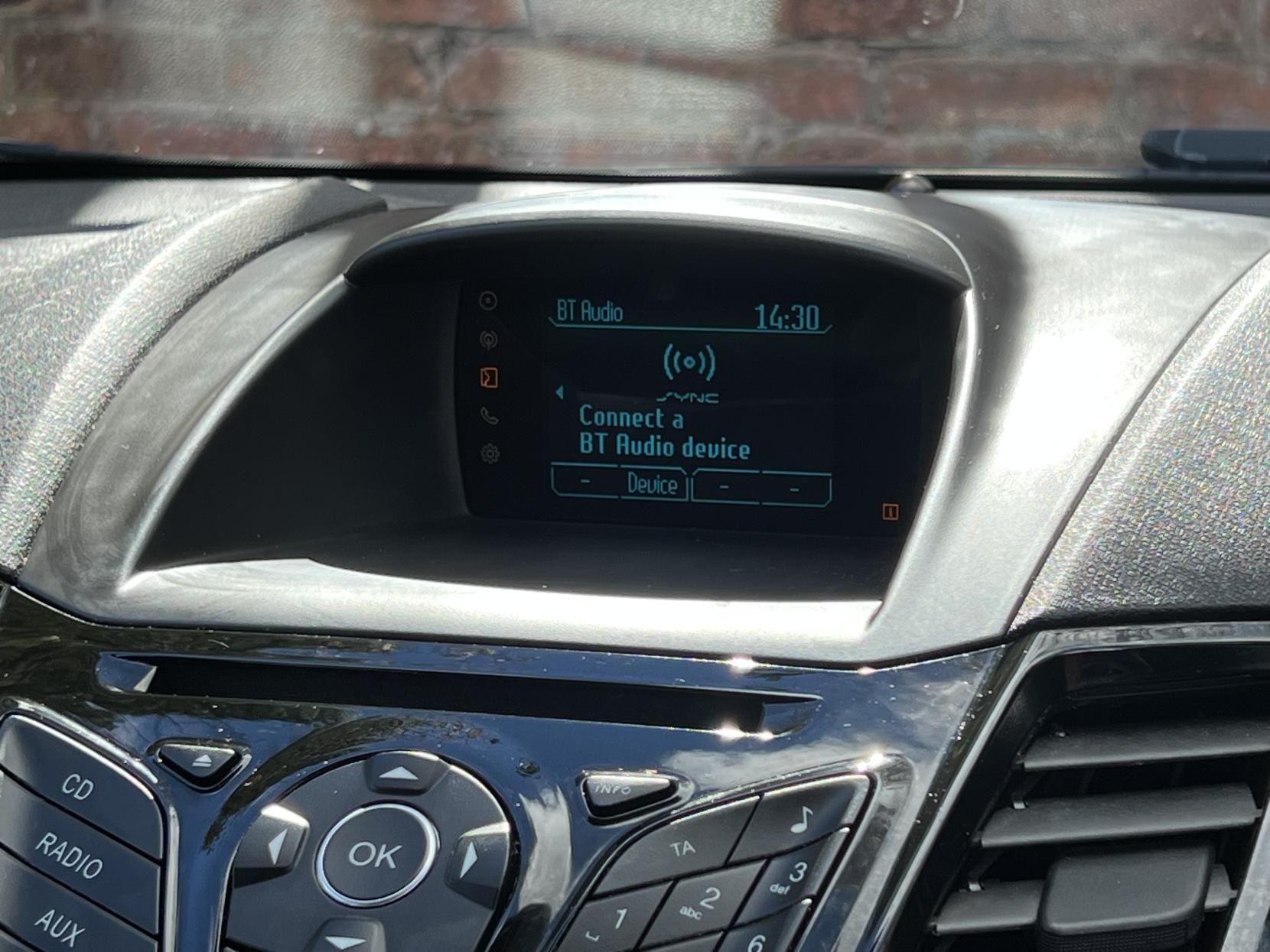 Ford Fiesta 1.0T EcoBoost Zetec Hatchback 5dr Petrol Powershift Euro 6 (100 ps)