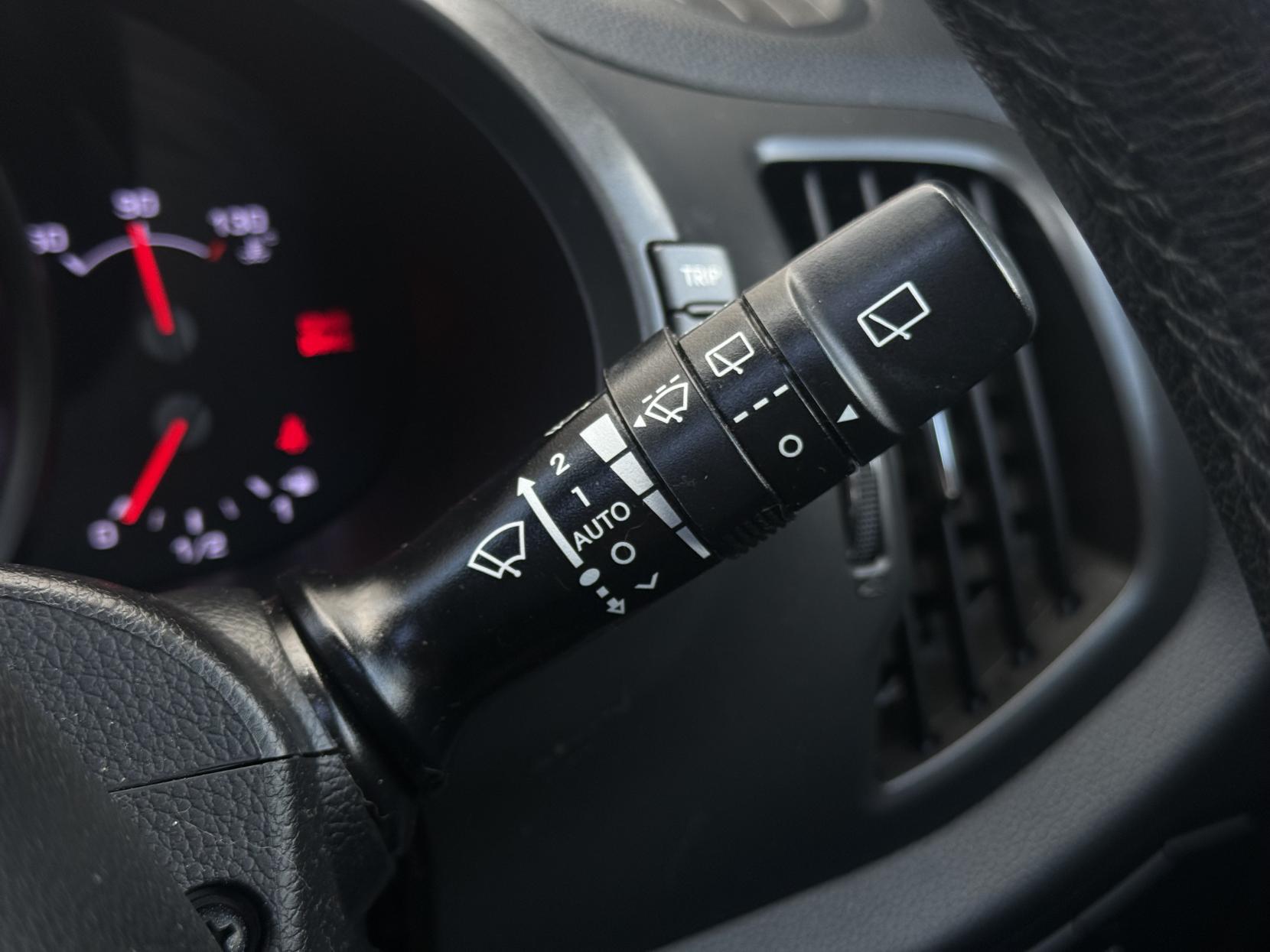 Kia Sportage 2.0 CRDi KX-3 SUV 5dr Diesel Auto AWD Euro 5 (134 bhp)