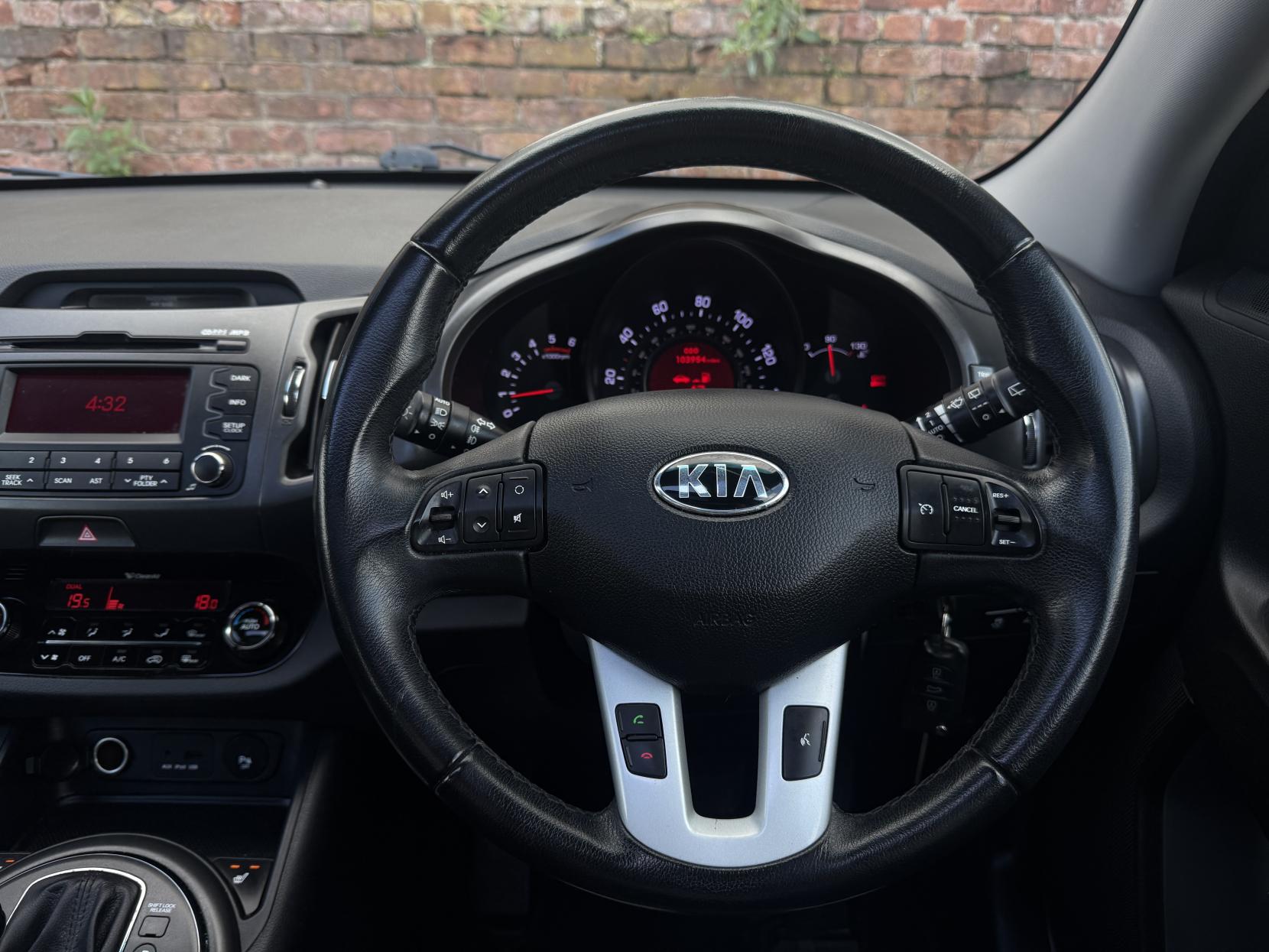 Kia Sportage 2.0 CRDi KX-3 SUV 5dr Diesel Auto AWD Euro 5 (134 bhp)