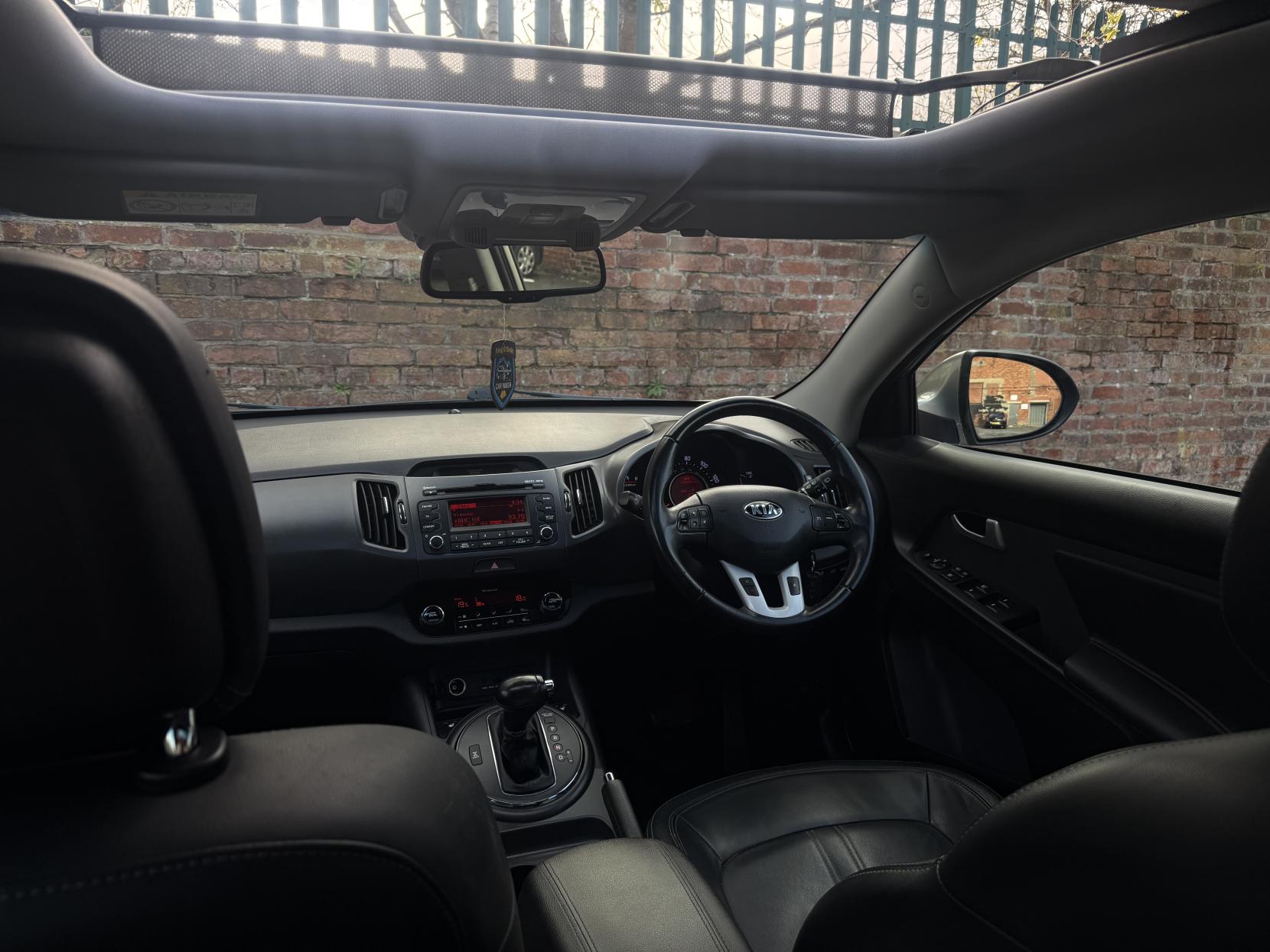 Kia Sportage 2.0 CRDi KX-3 SUV 5dr Diesel Auto AWD Euro 5 (134 bhp)