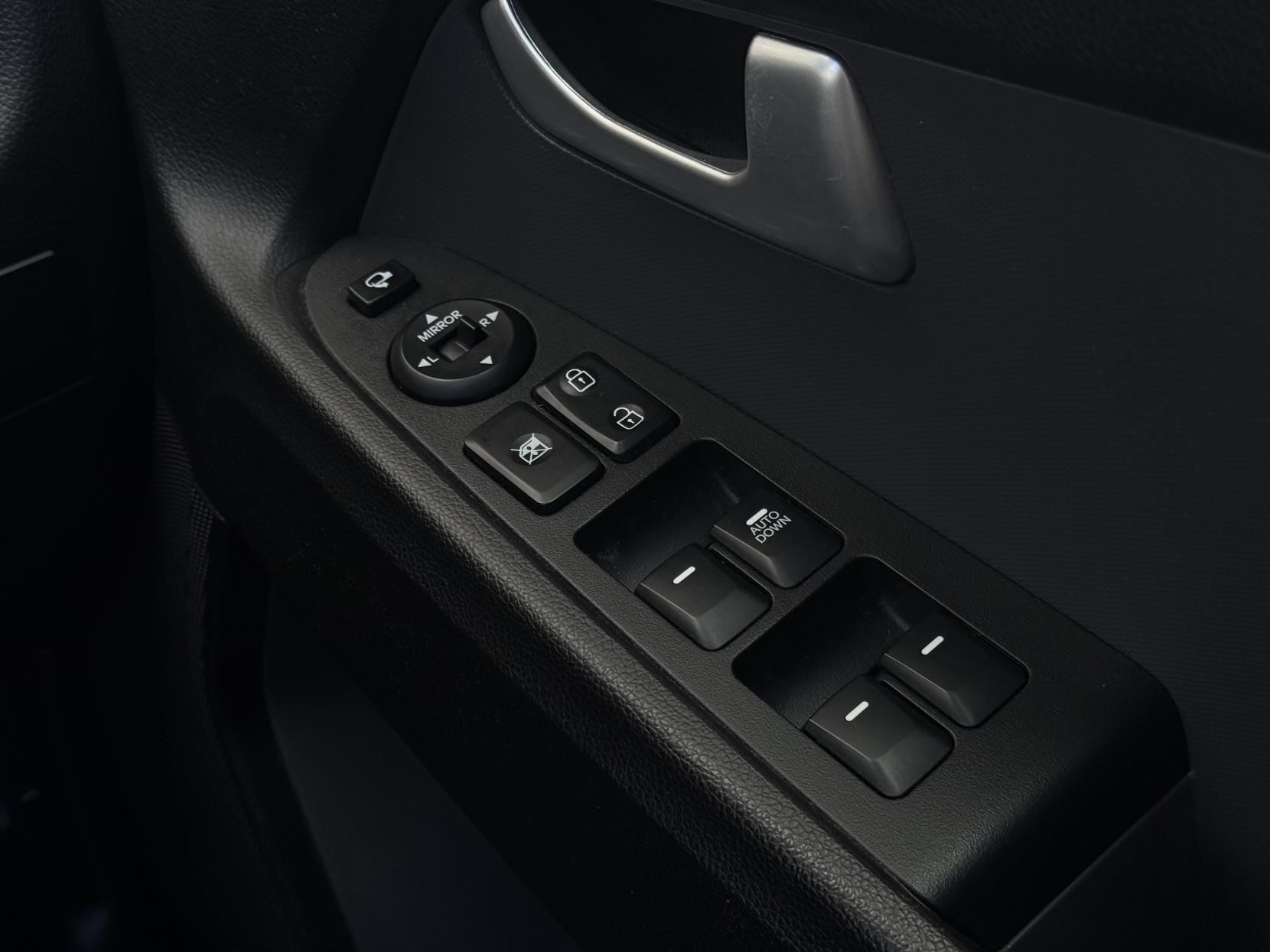 Kia Sportage 2.0 CRDi KX-3 SUV 5dr Diesel Auto AWD Euro 5 (134 bhp)