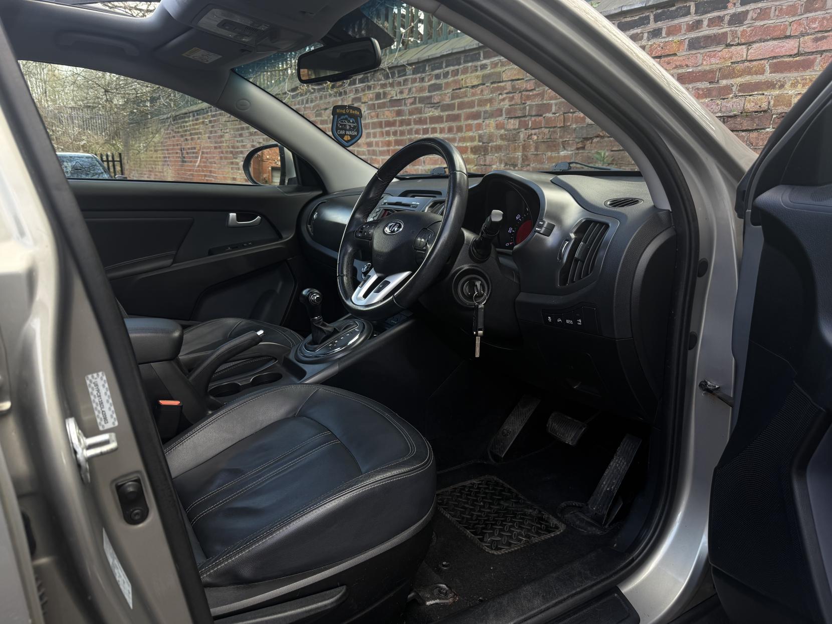 Kia Sportage 2.0 CRDi KX-3 SUV 5dr Diesel Auto AWD Euro 5 (134 bhp)